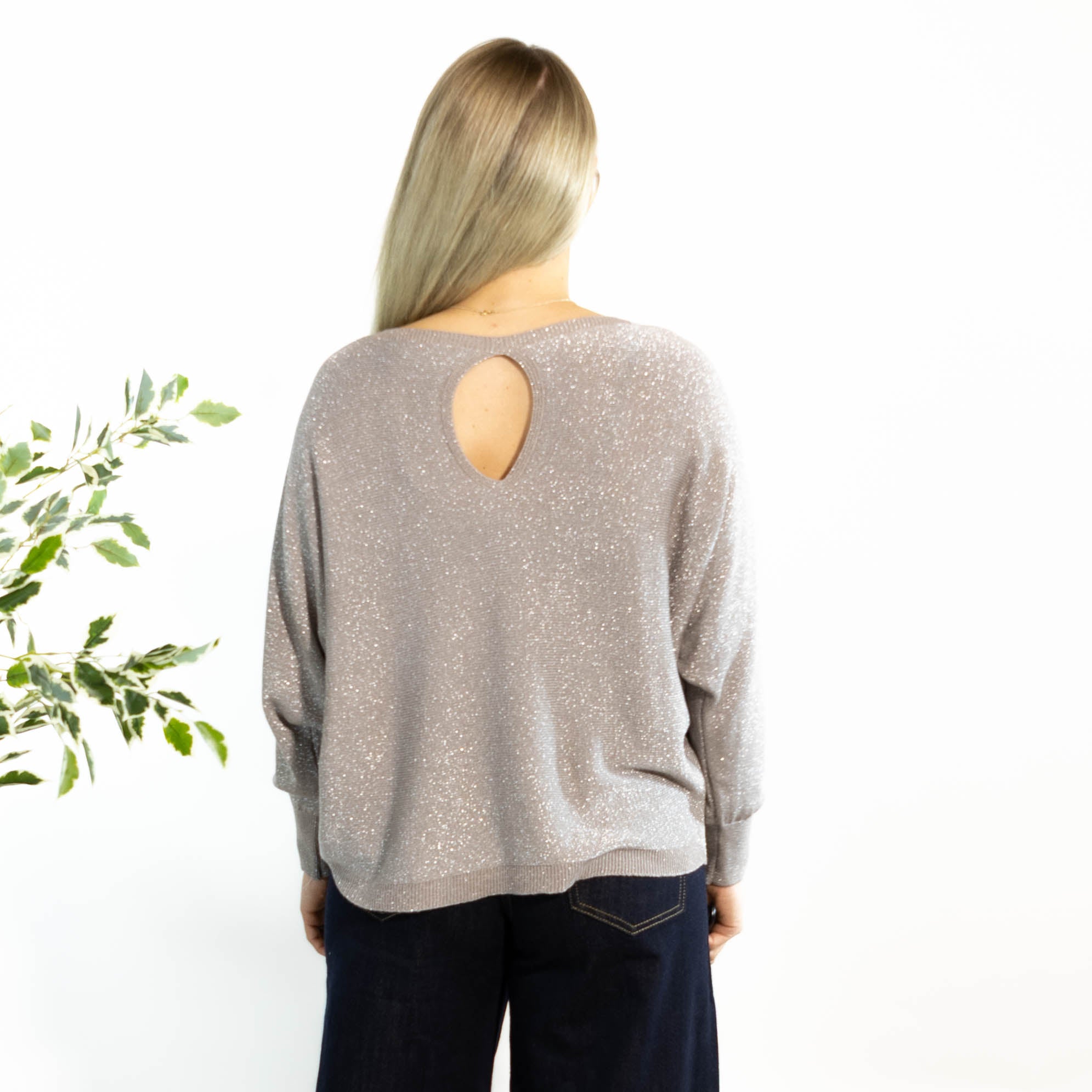 Toni batwing strik, Taupe