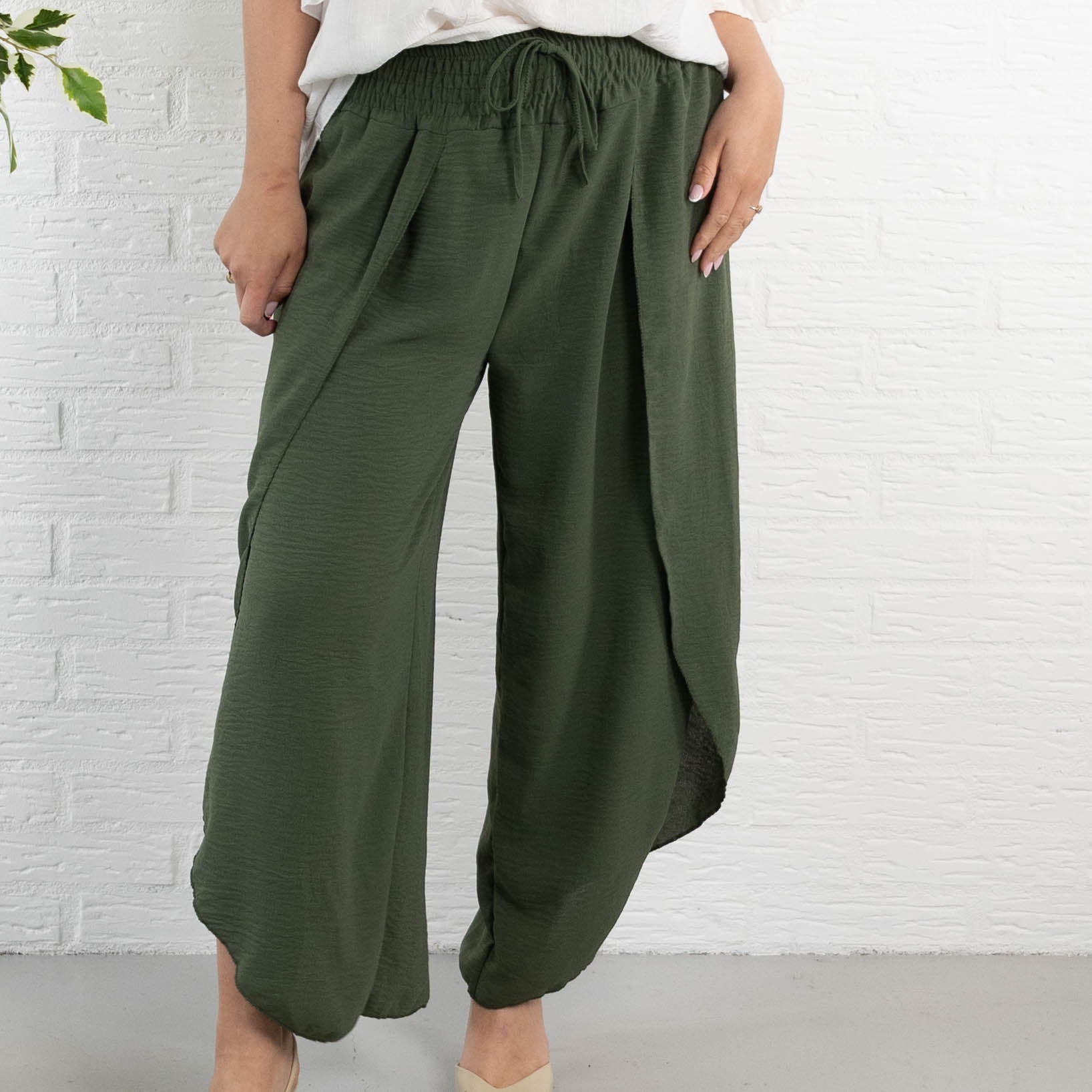 Jade bukser, Khaki