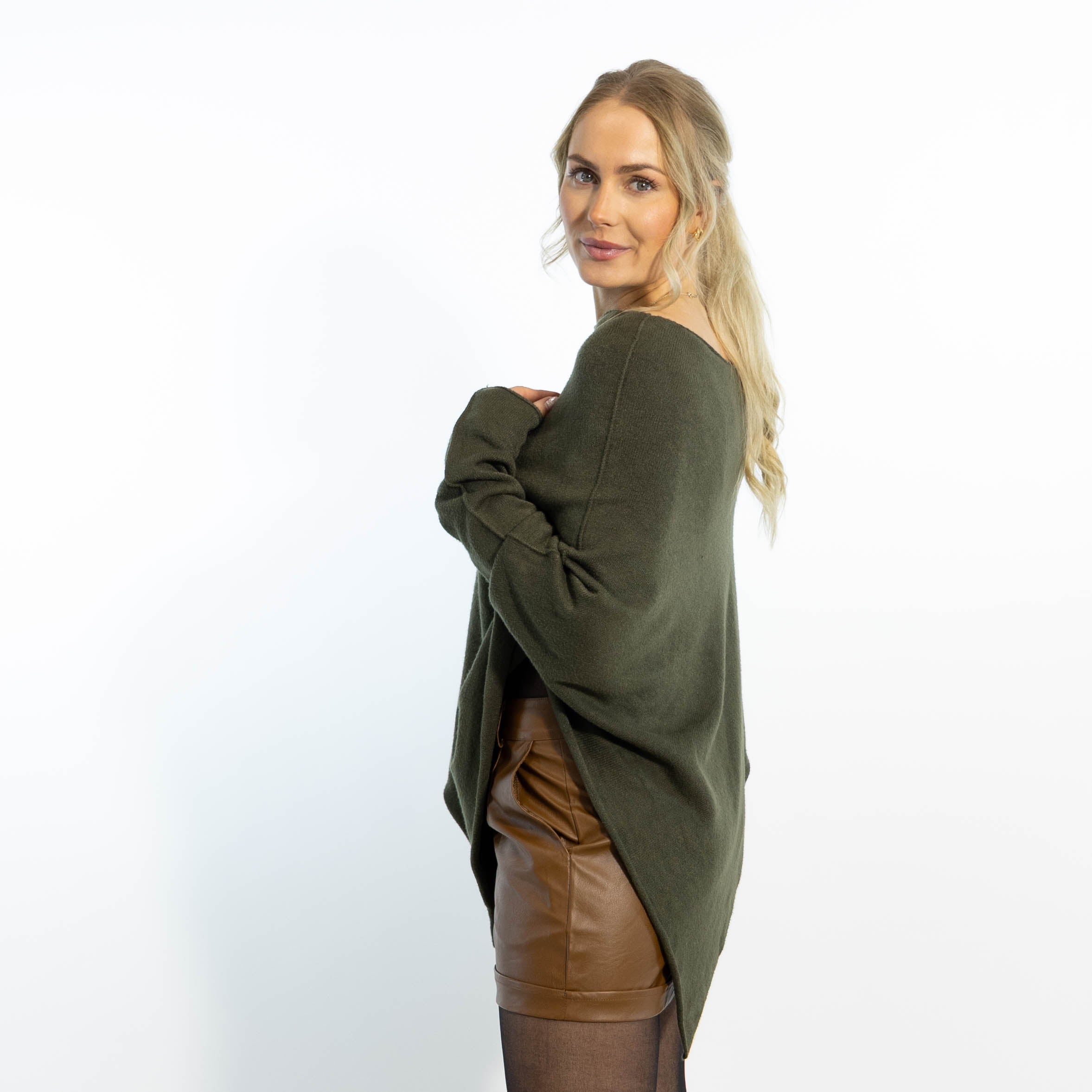 Heidi poncho, Khaki