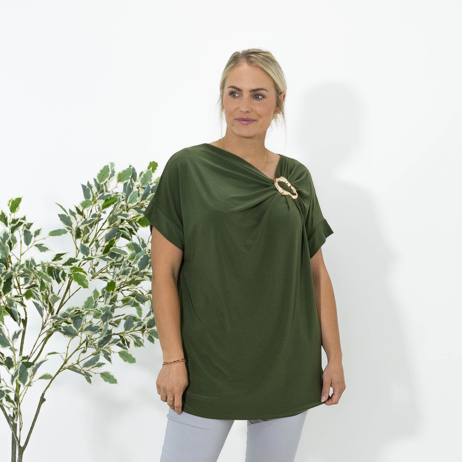 Elena overdel m. broche, Khaki