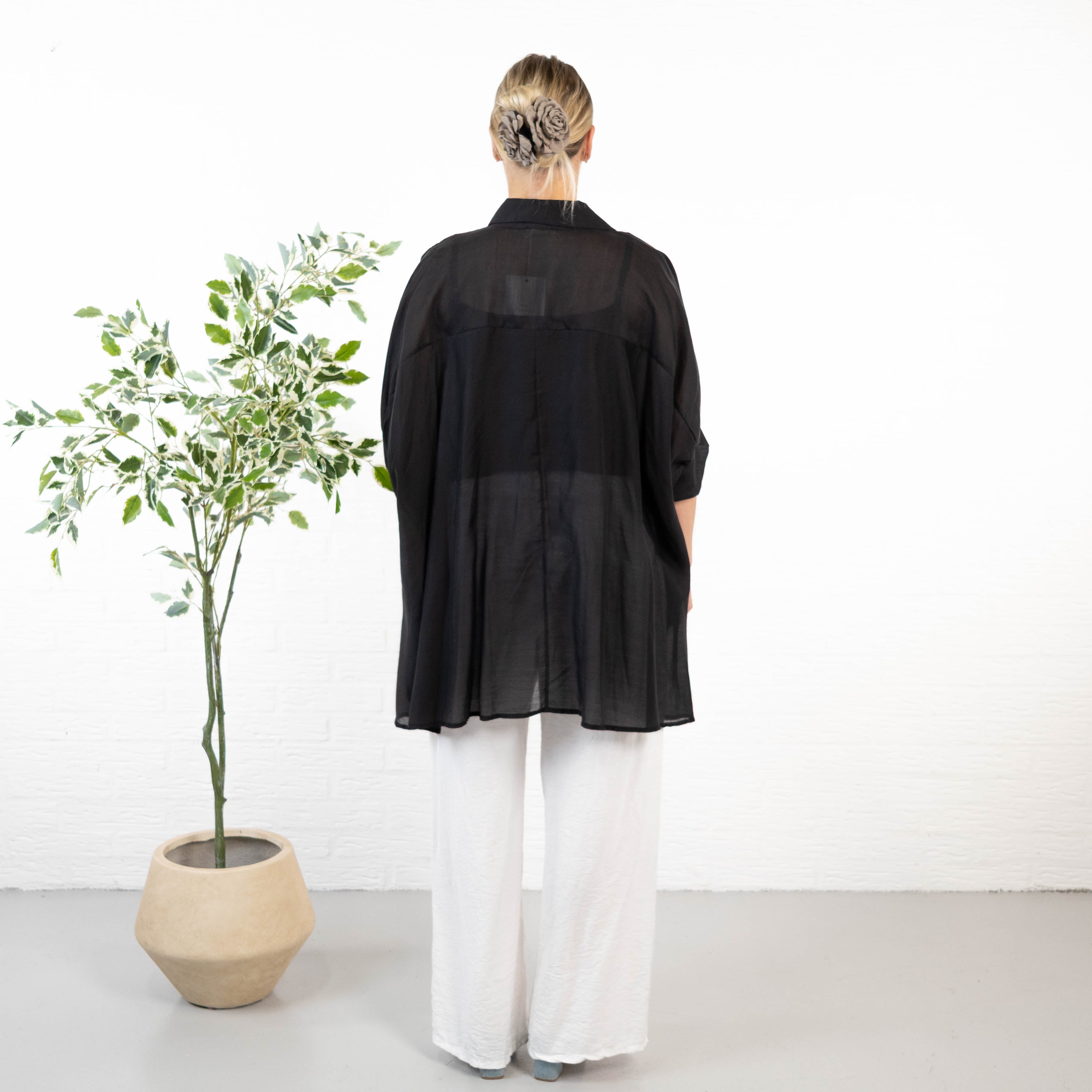 Rana skjorte, Sort