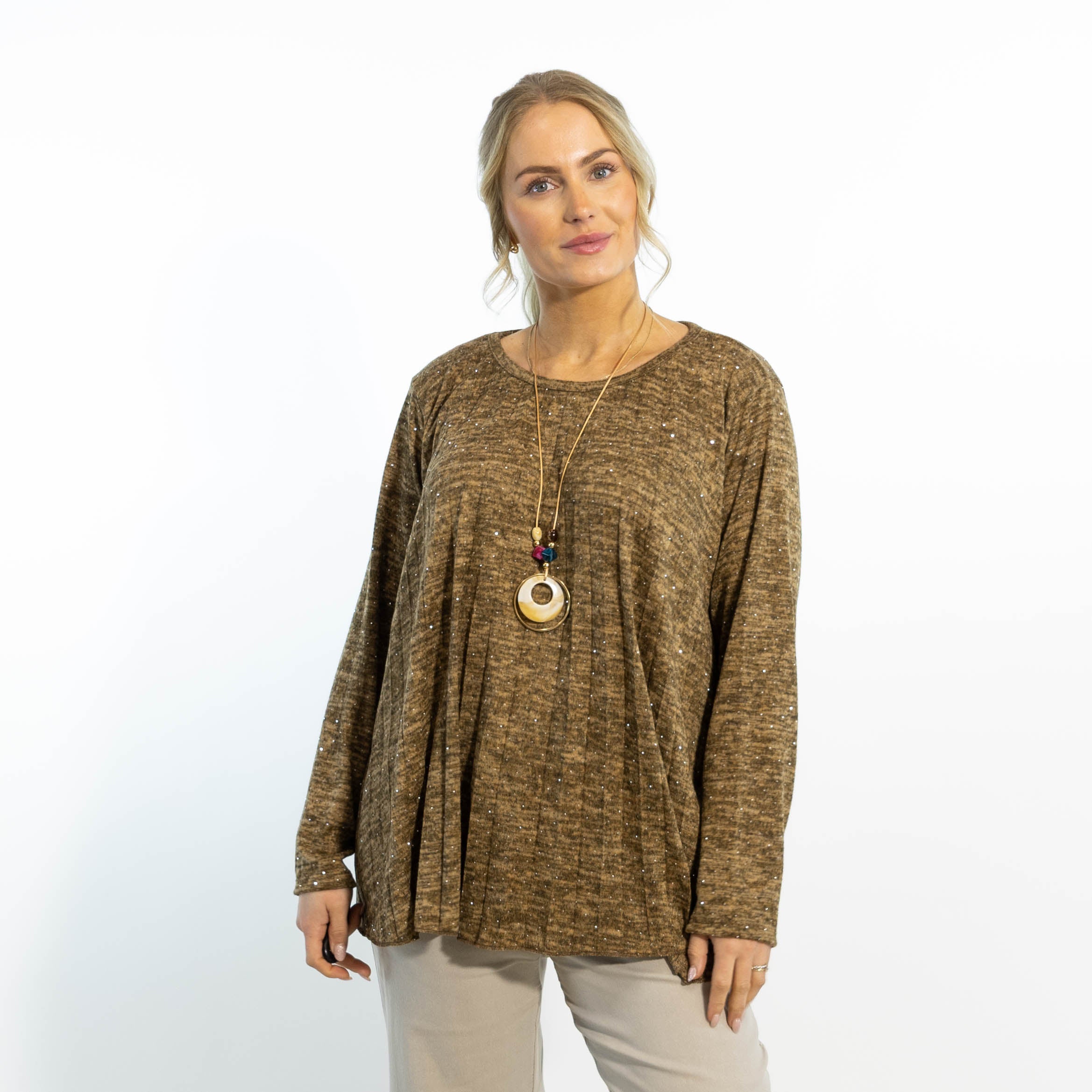 Nora overdel m. kæde, Lys Choko