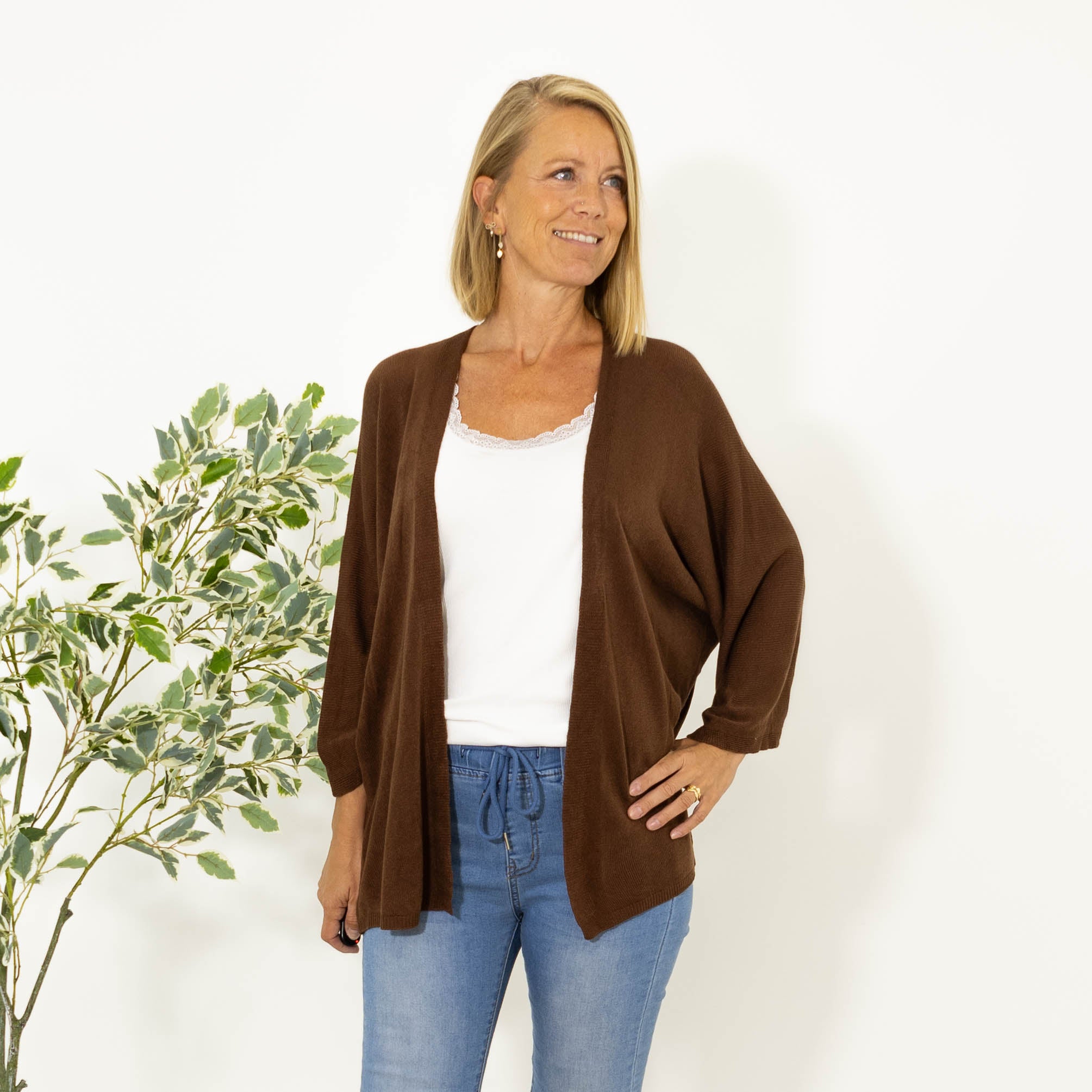 Donna strik cardigan, Choko