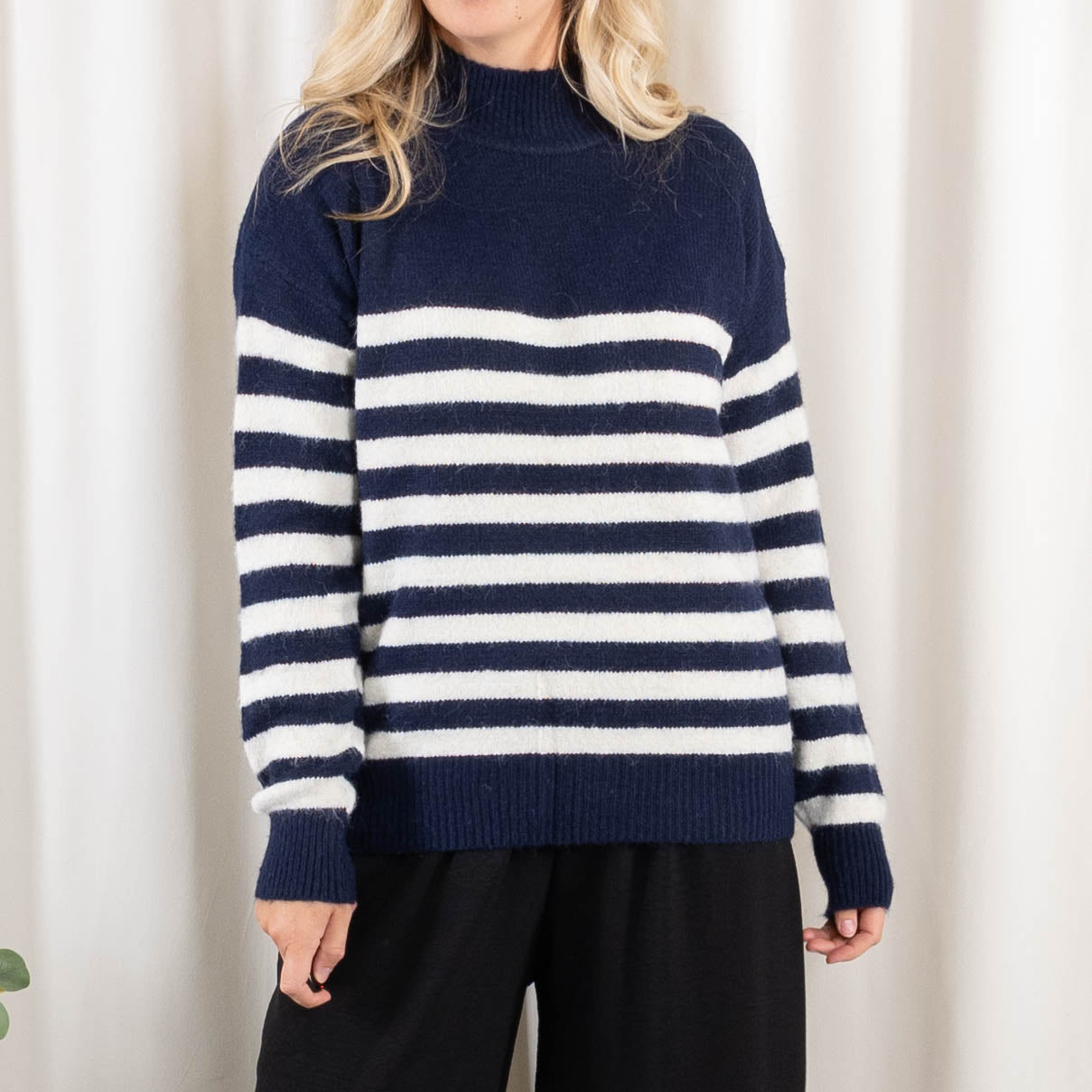 Ashlee strik, Navy