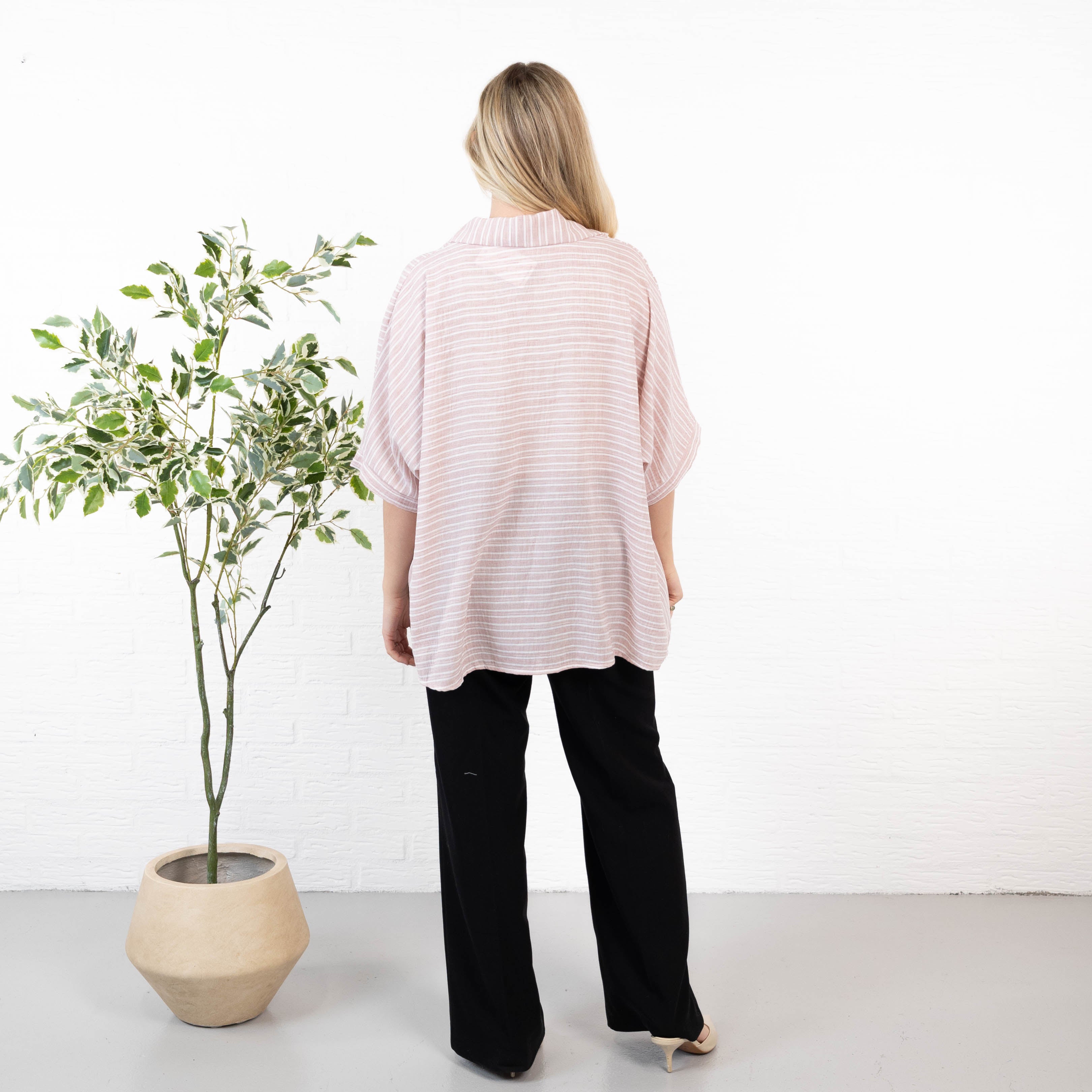 Chrisy overdel, Rosa