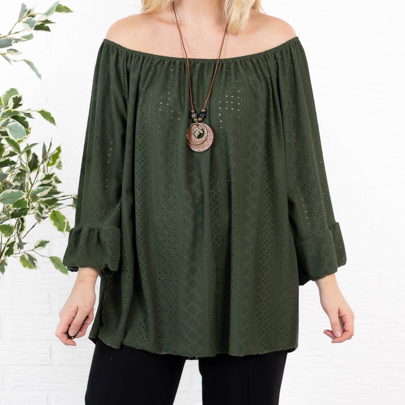 Harlem overdel, Khaki