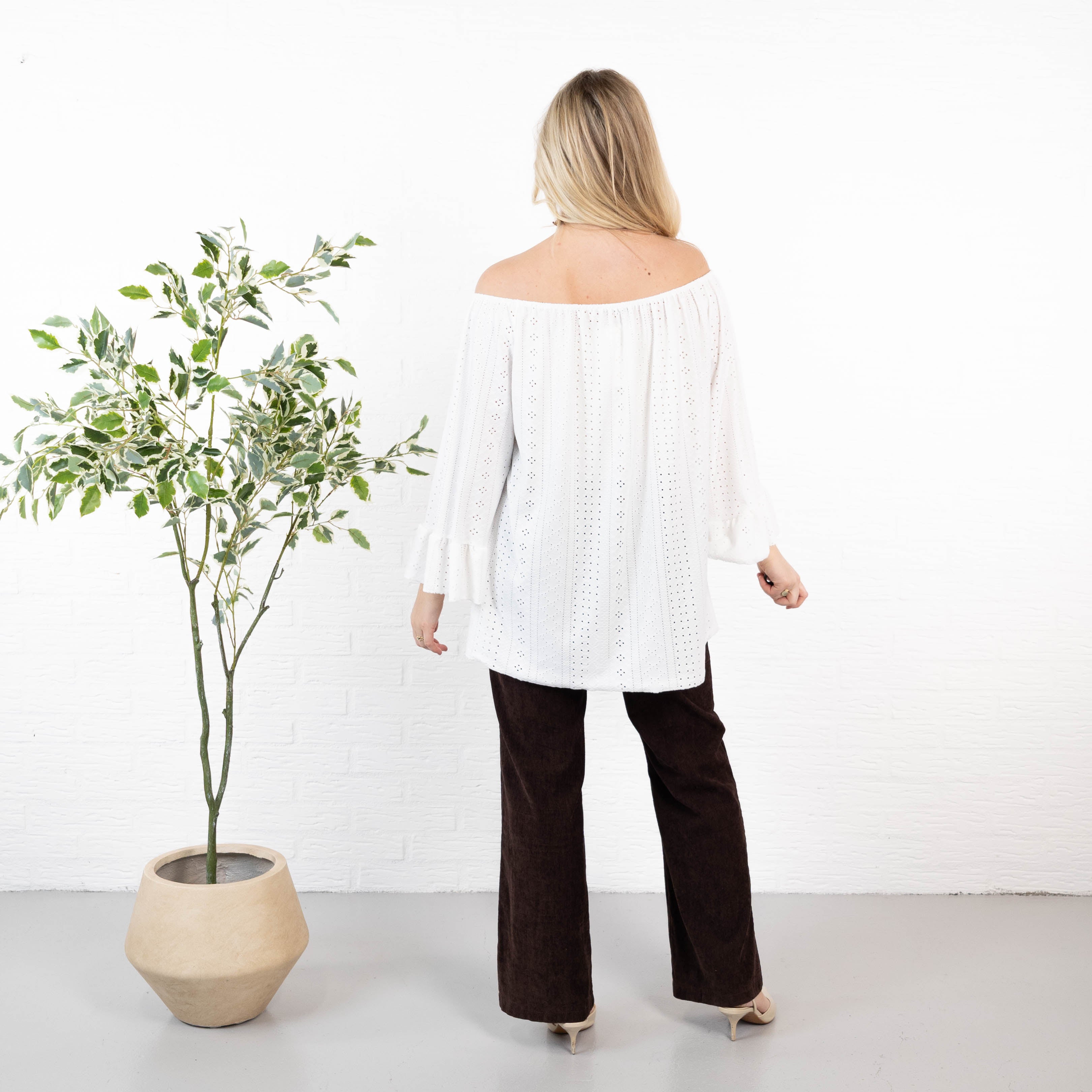 Harlem overdel, Hvid