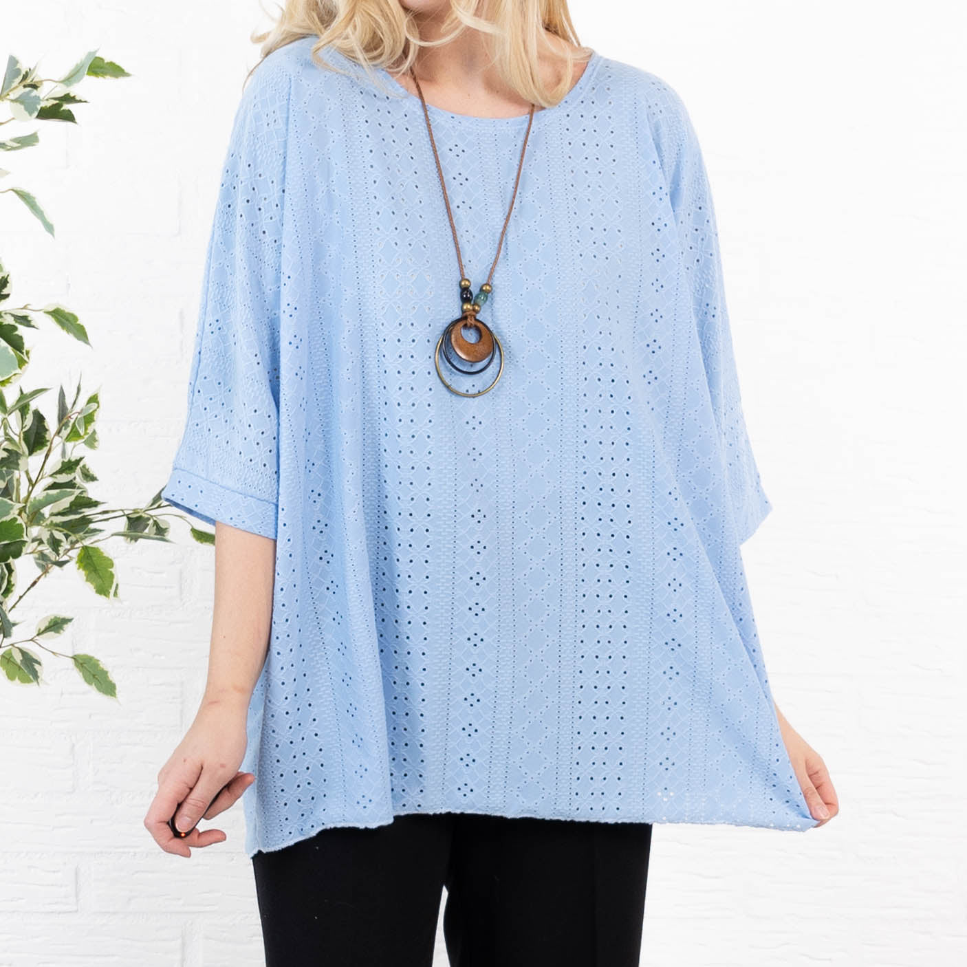 Gina overdel, Lyseblå