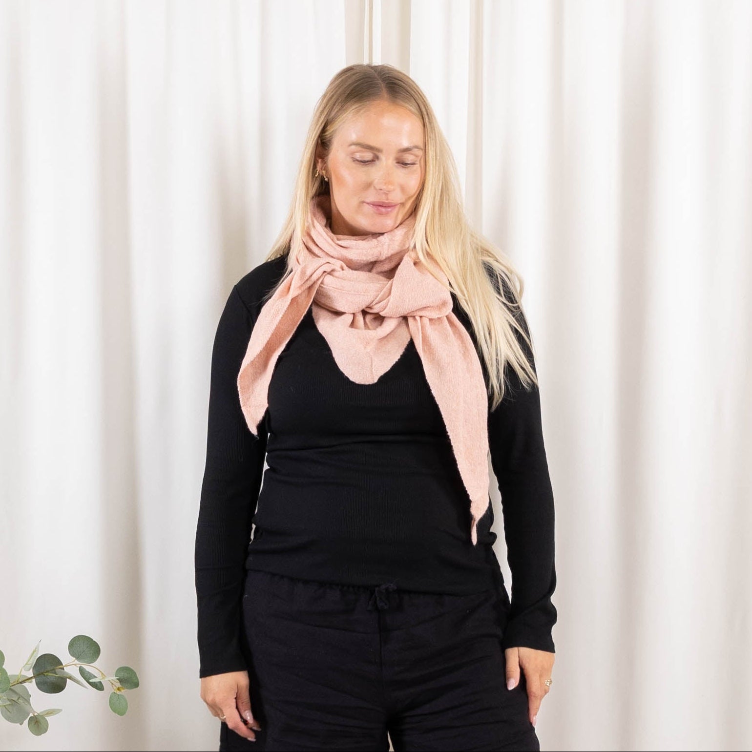 Trine tørklæde, Rosa