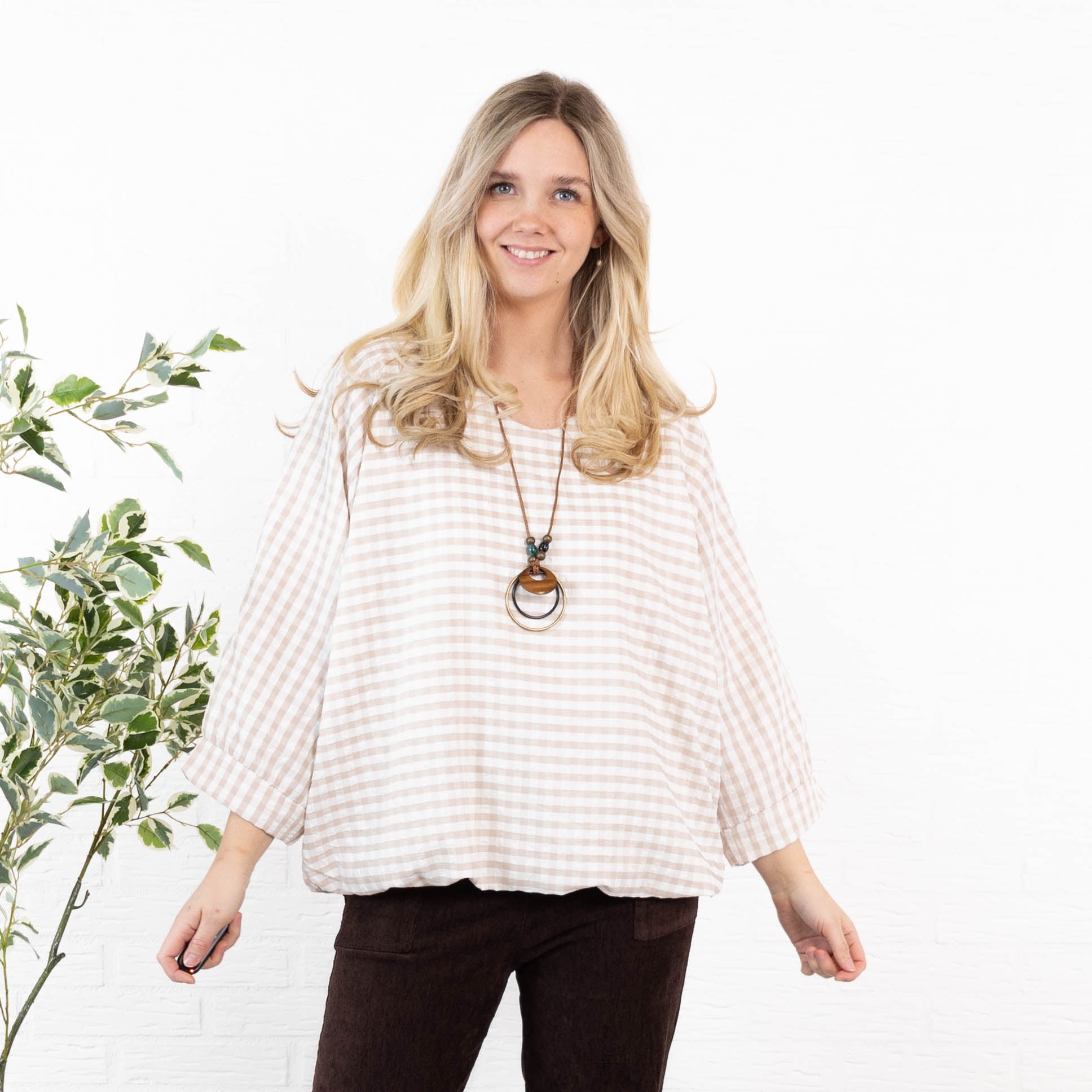 Carly overdel, Beige