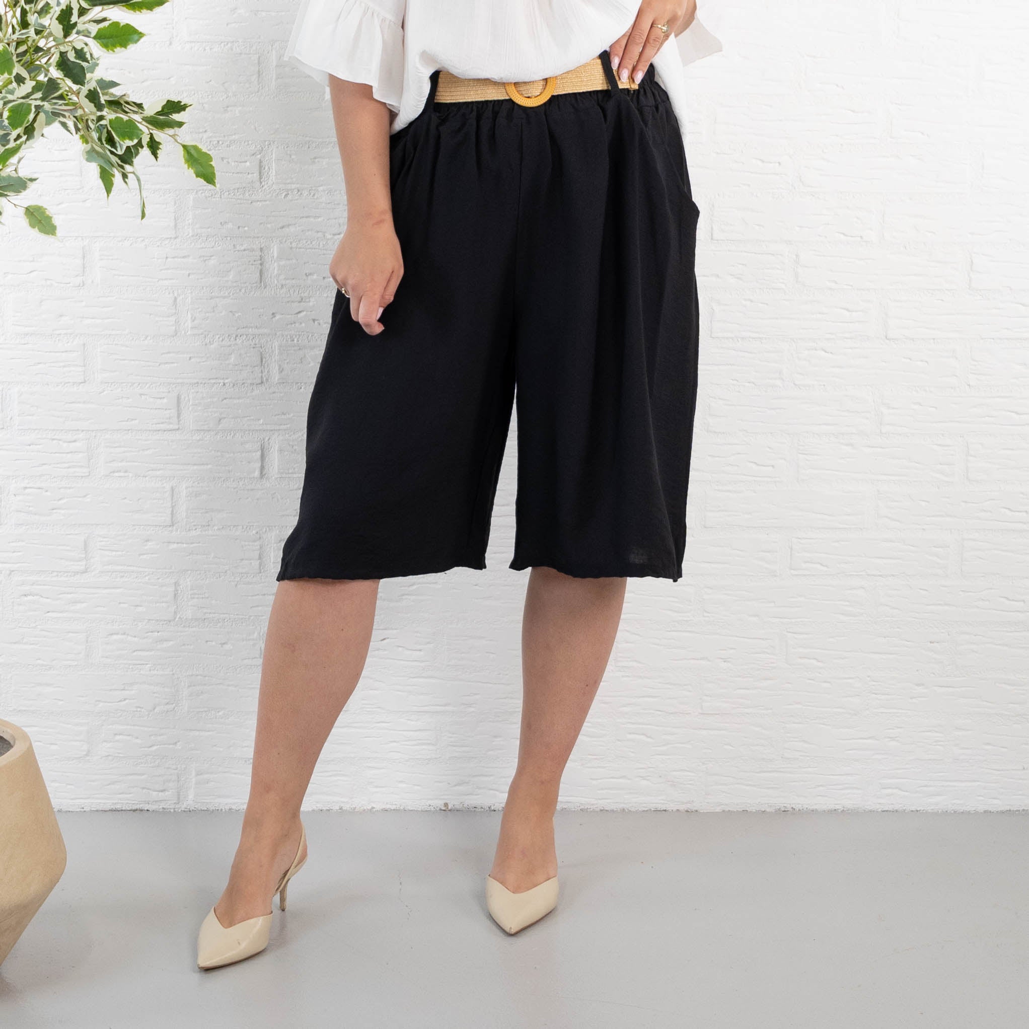 Astrid shorts, Sort