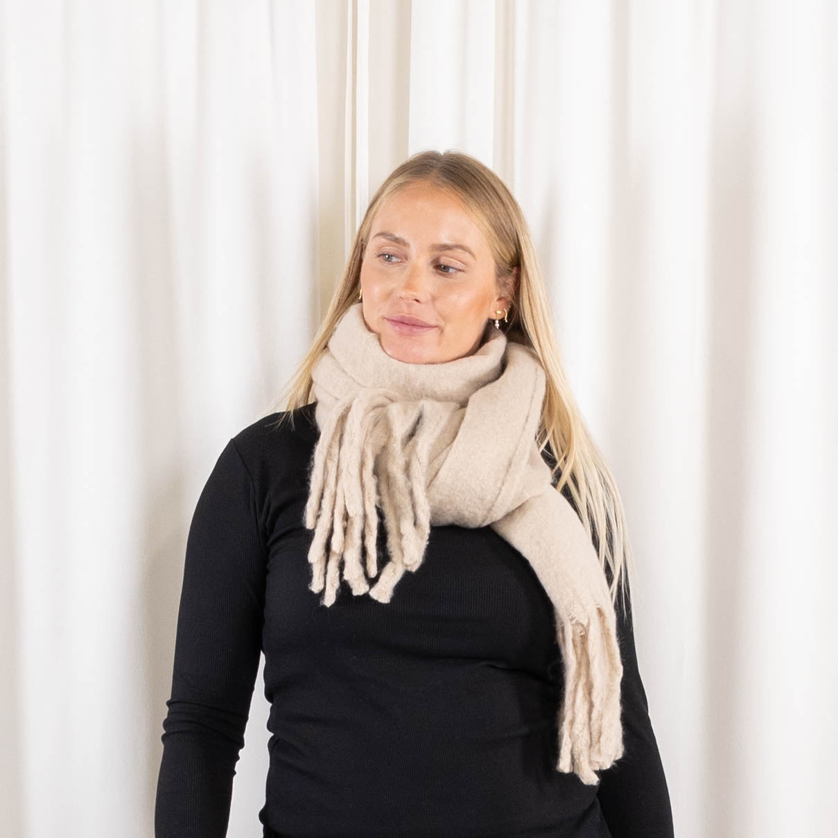 Bella tørklæde, Beige