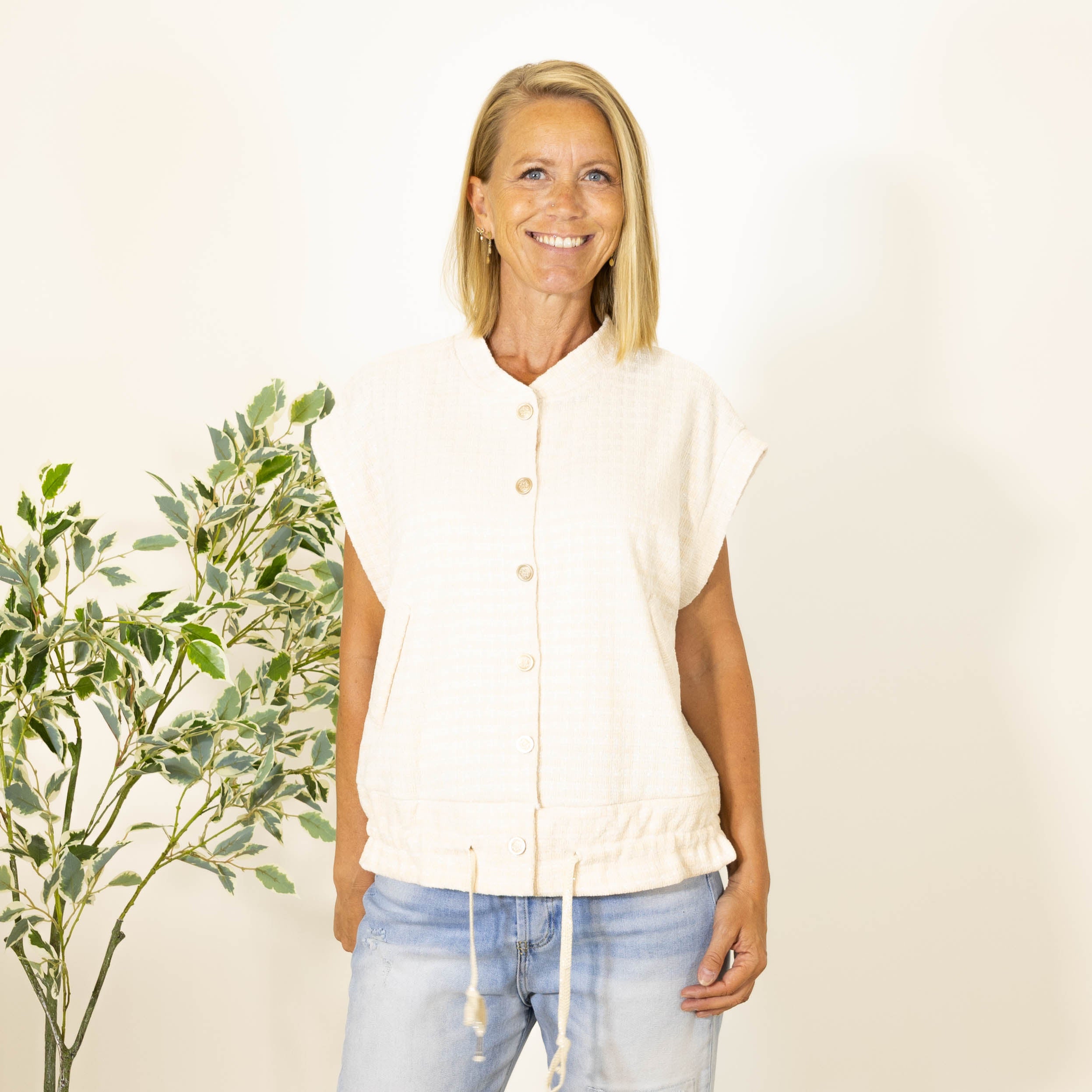 Amanda ternet vest, Lys rosa