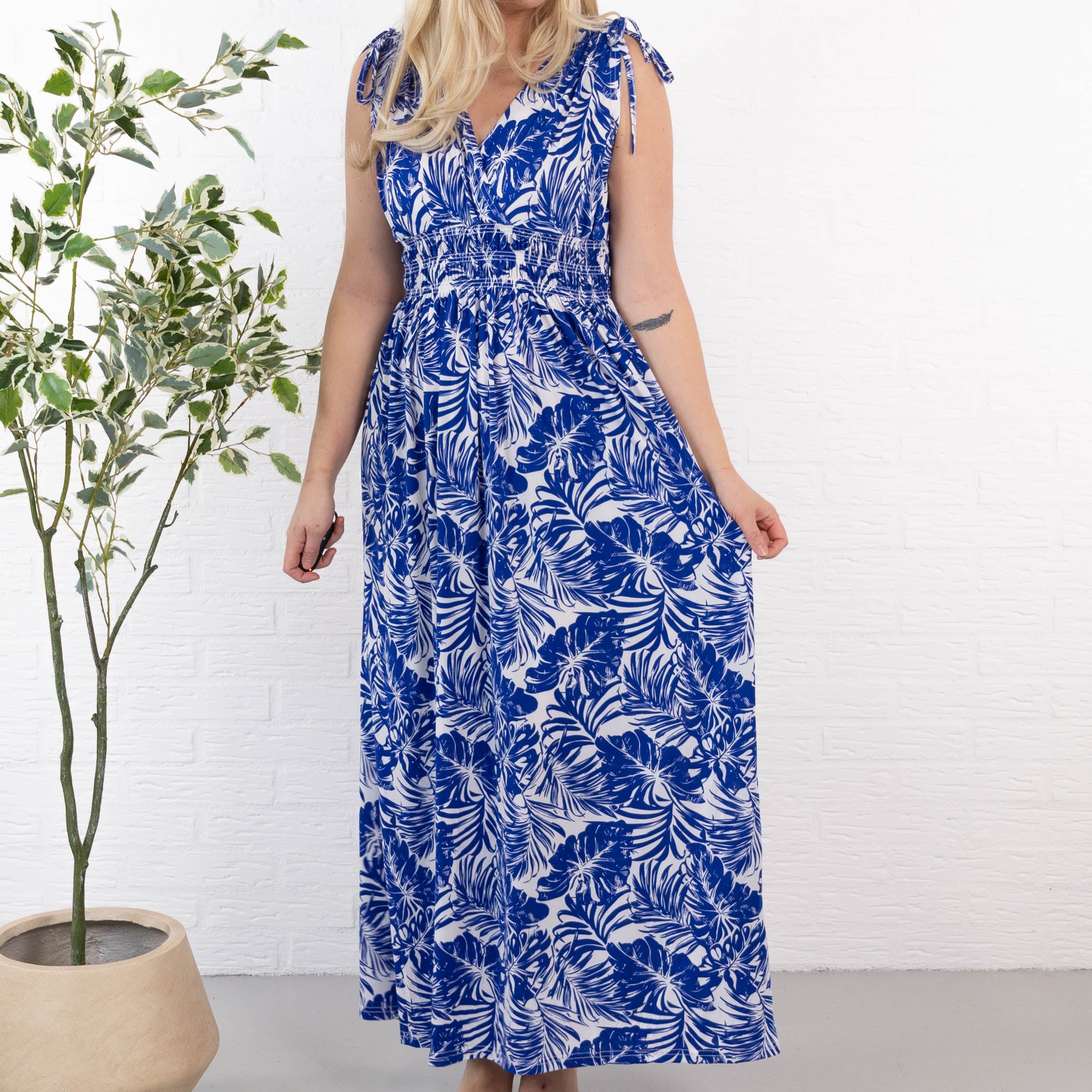 Helga kjole, Royal blue