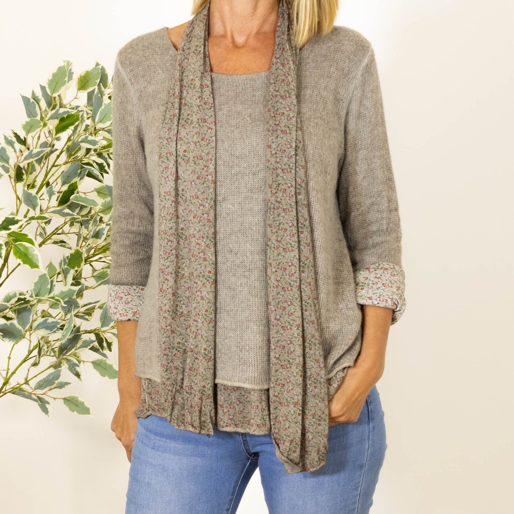 Mabbie strik, Taupe