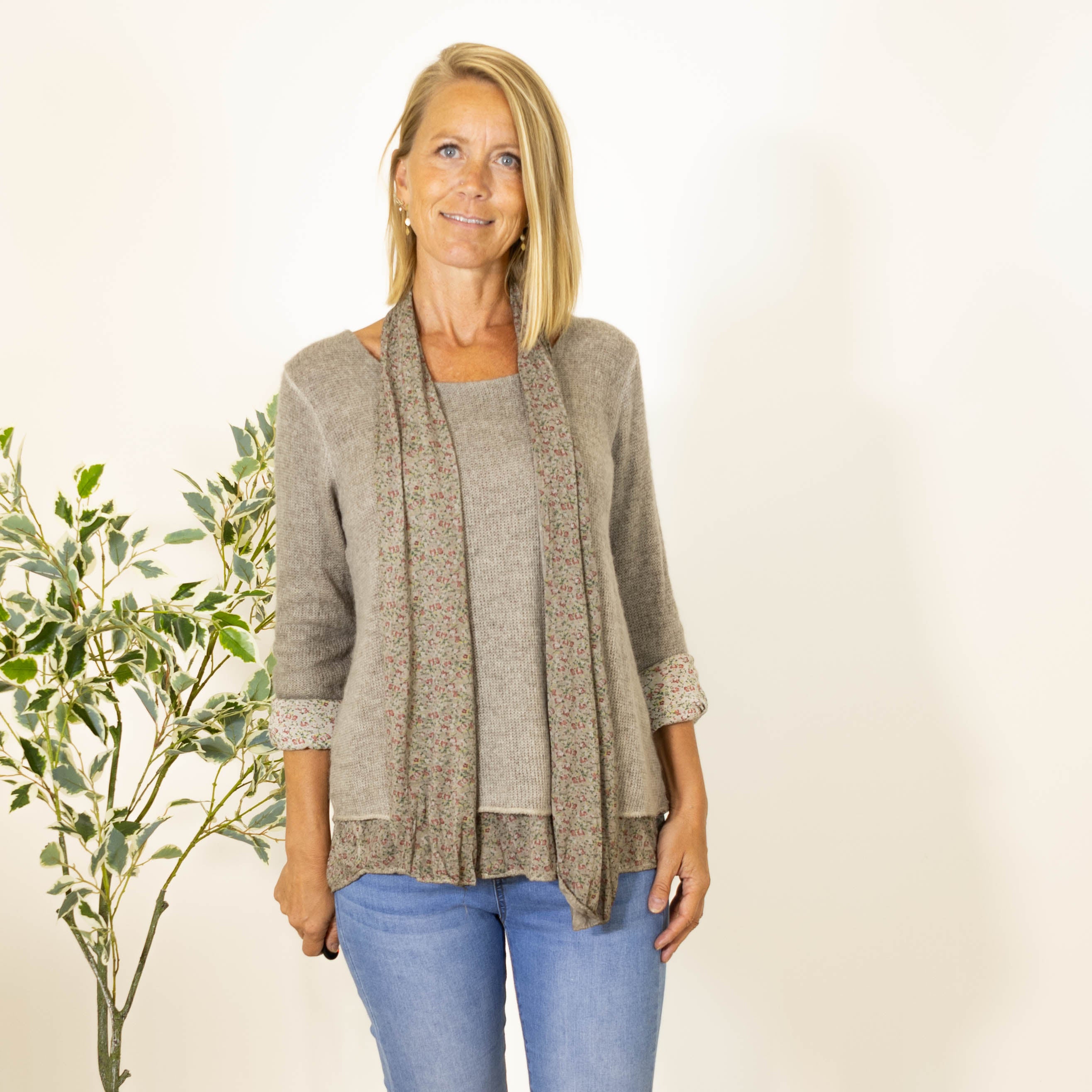 Mabbie strik, Taupe