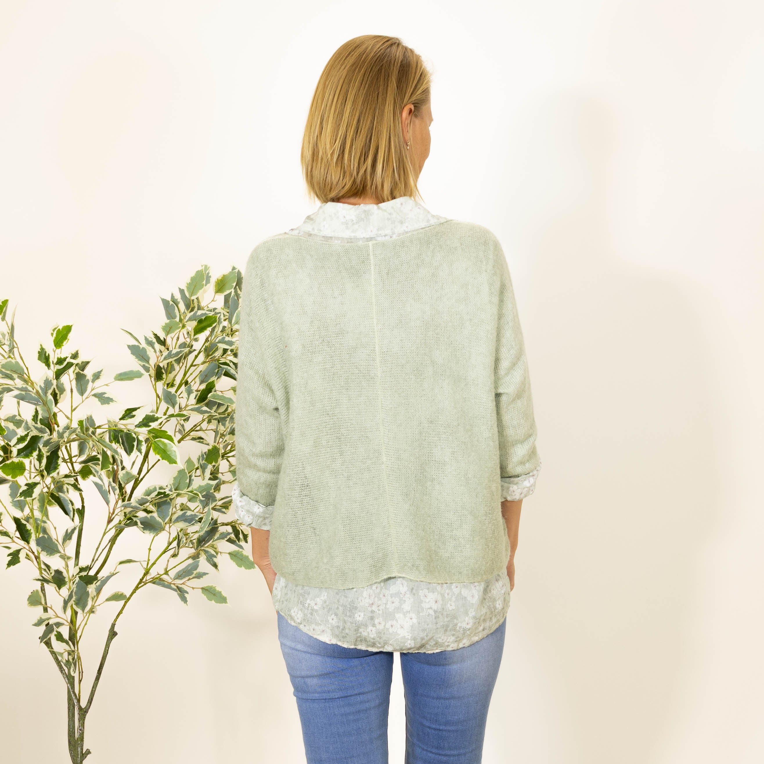 Janny strik, Lys Khaki