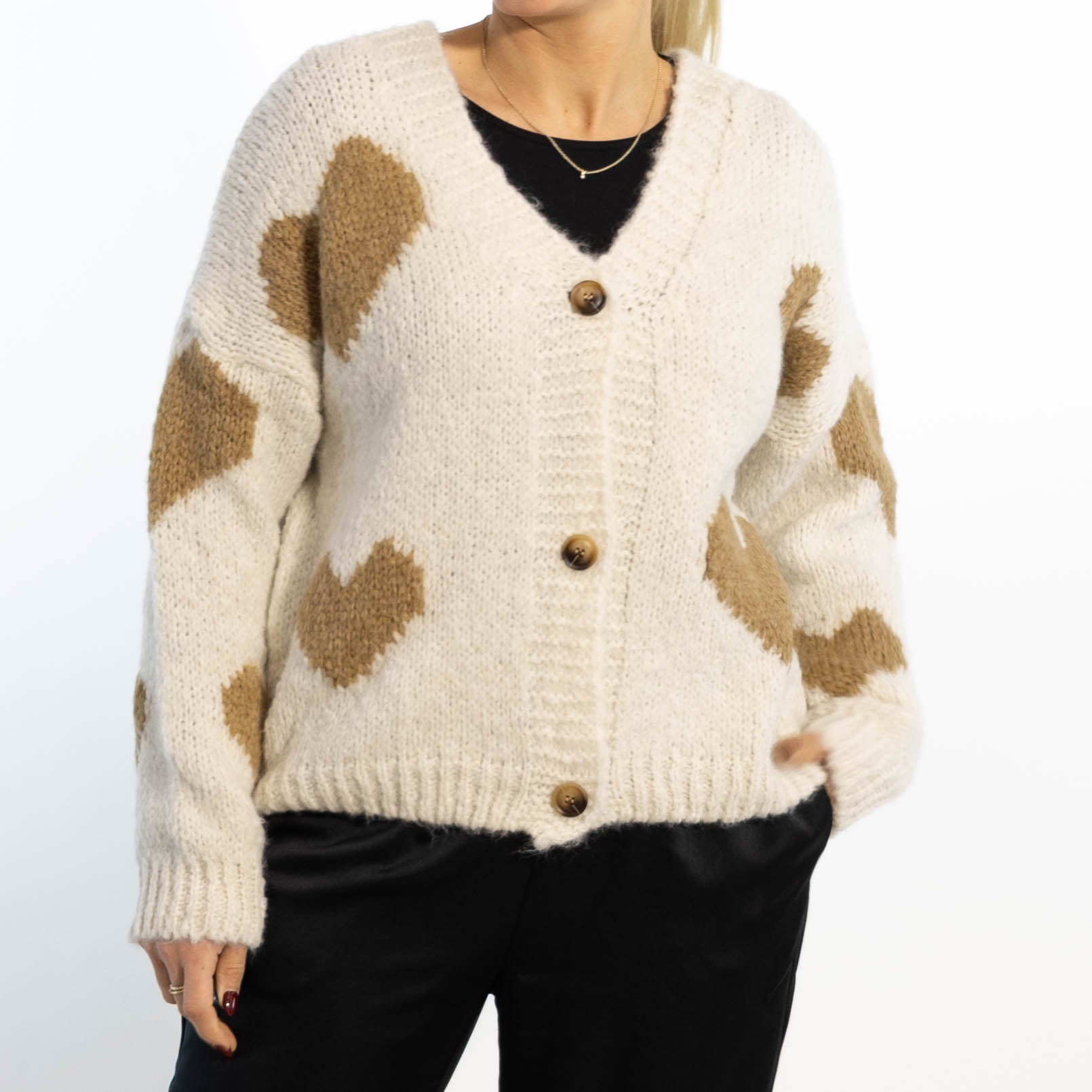 Kassy strik, Råhvid