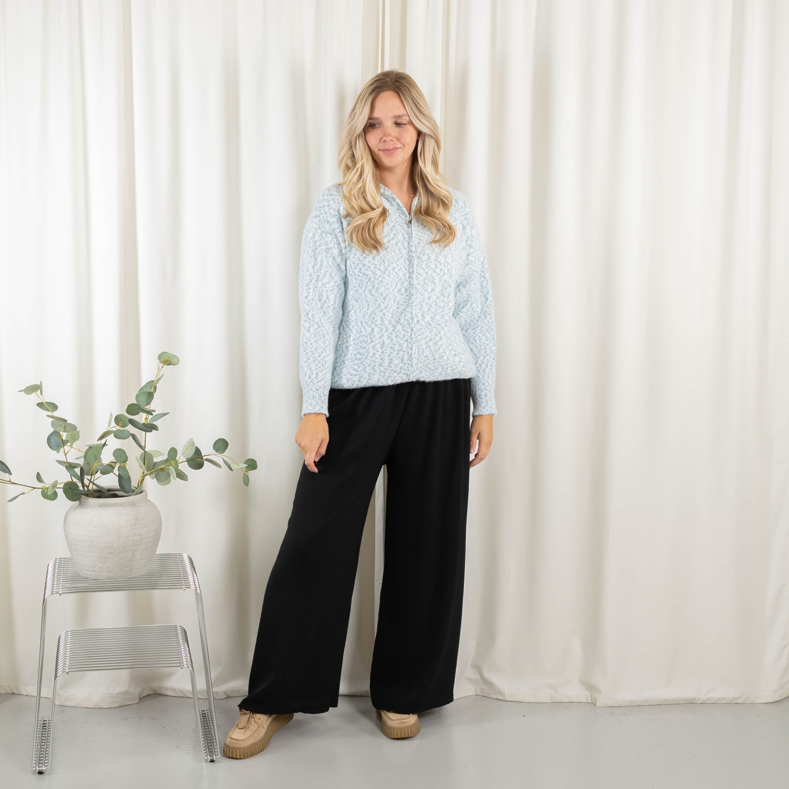Esther cardigan, Lyseblå
