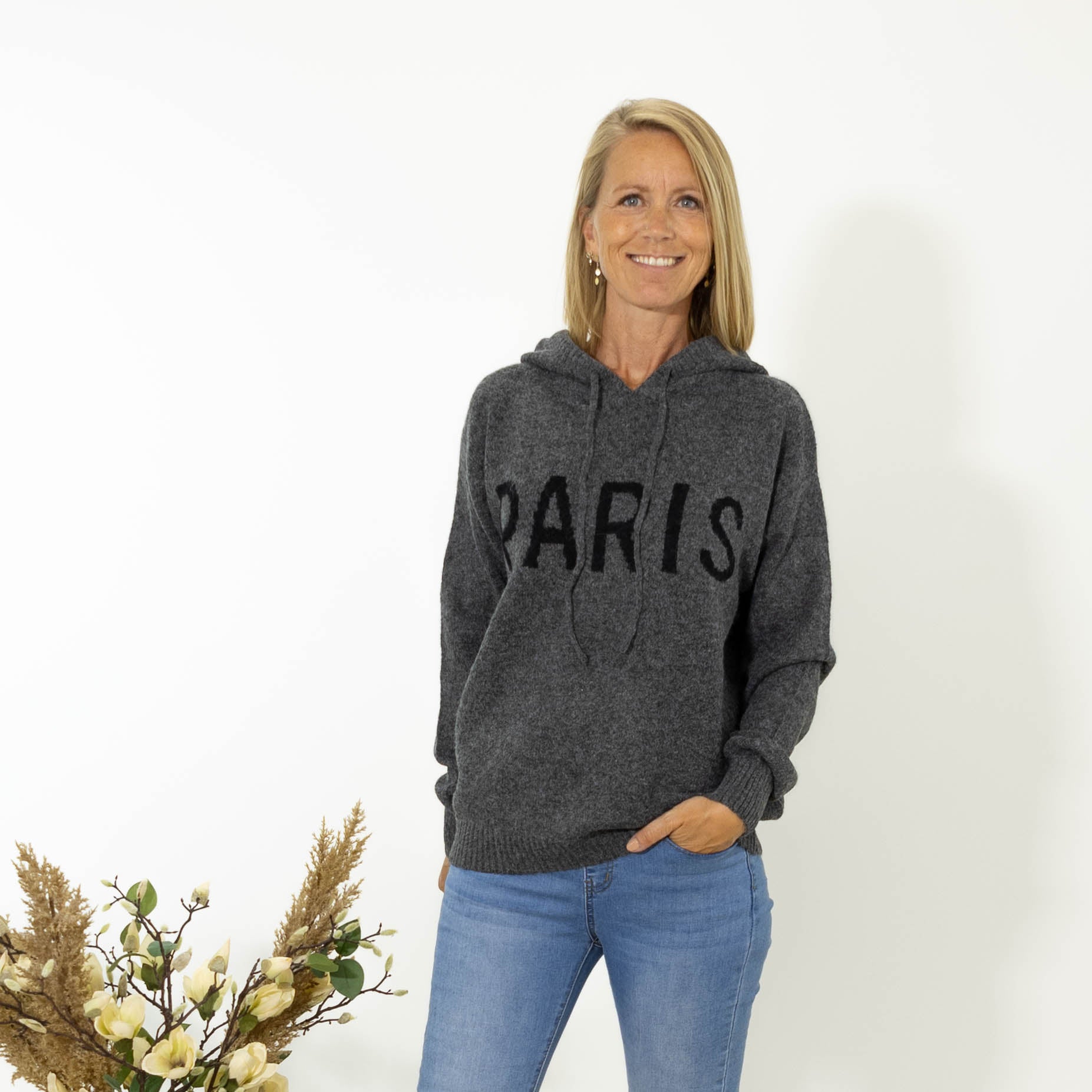 Patricia Paris strik, Mørkegrå