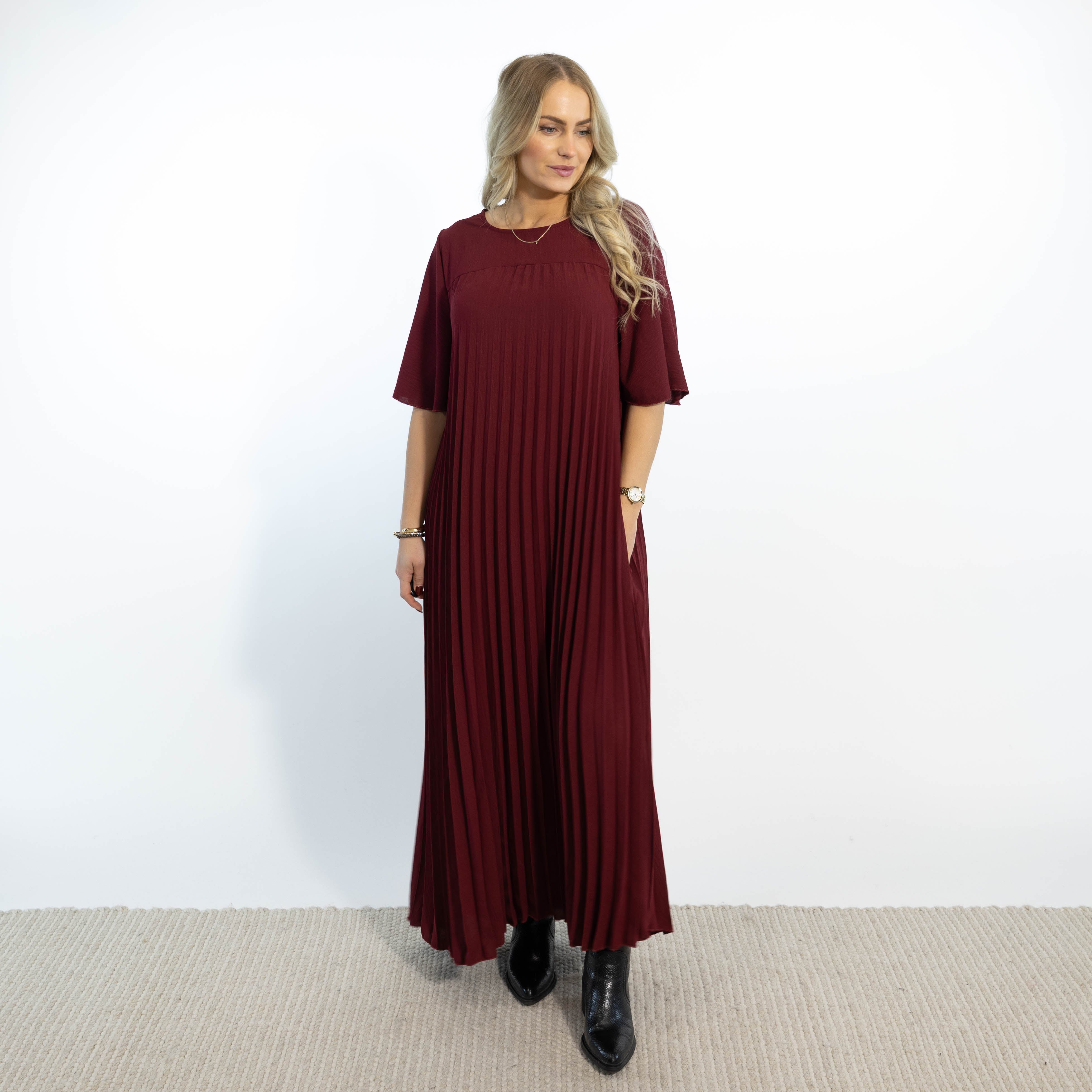 Sarah Bubblechiffon kjole, Bordeaux