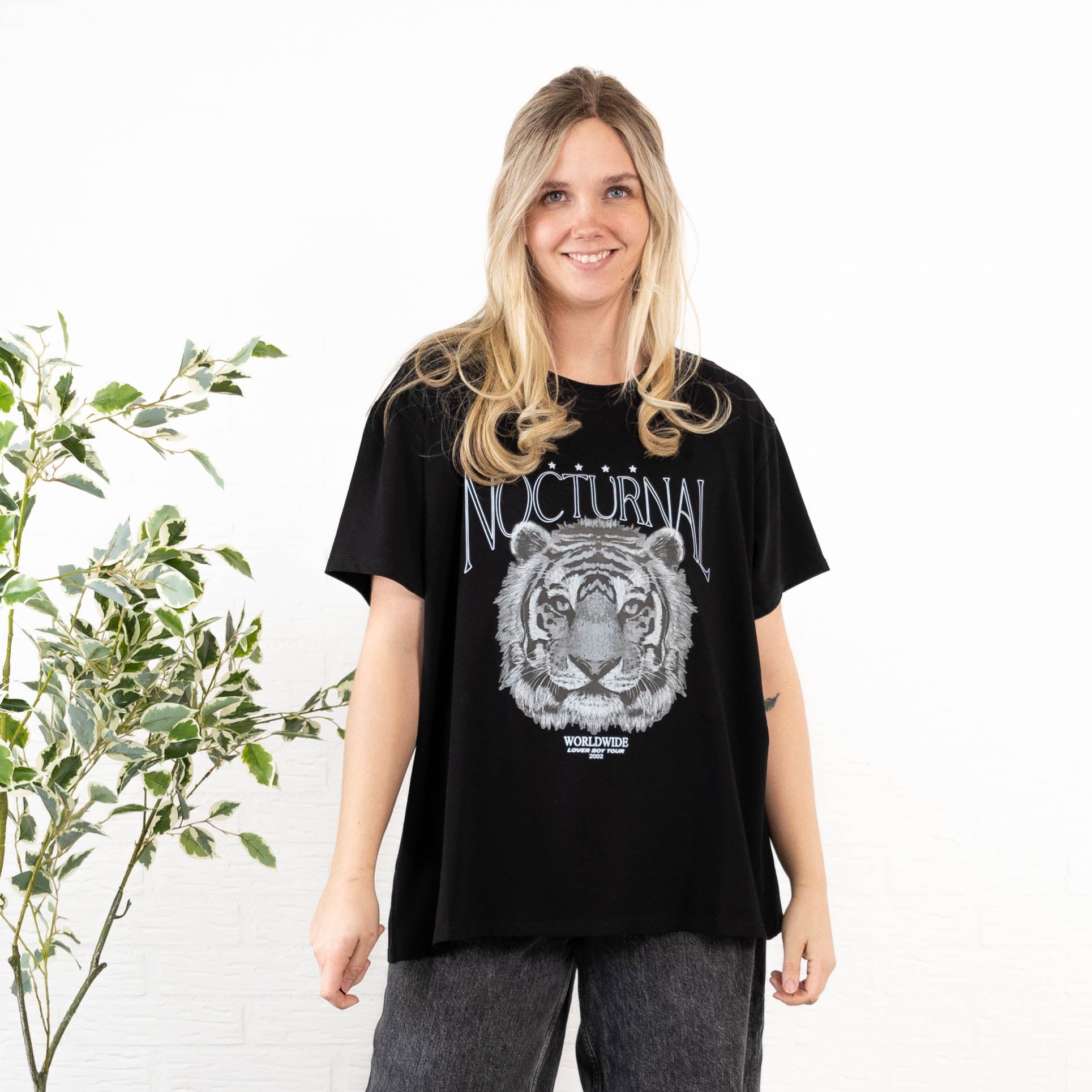 Nocturnal t-shirt, Sort