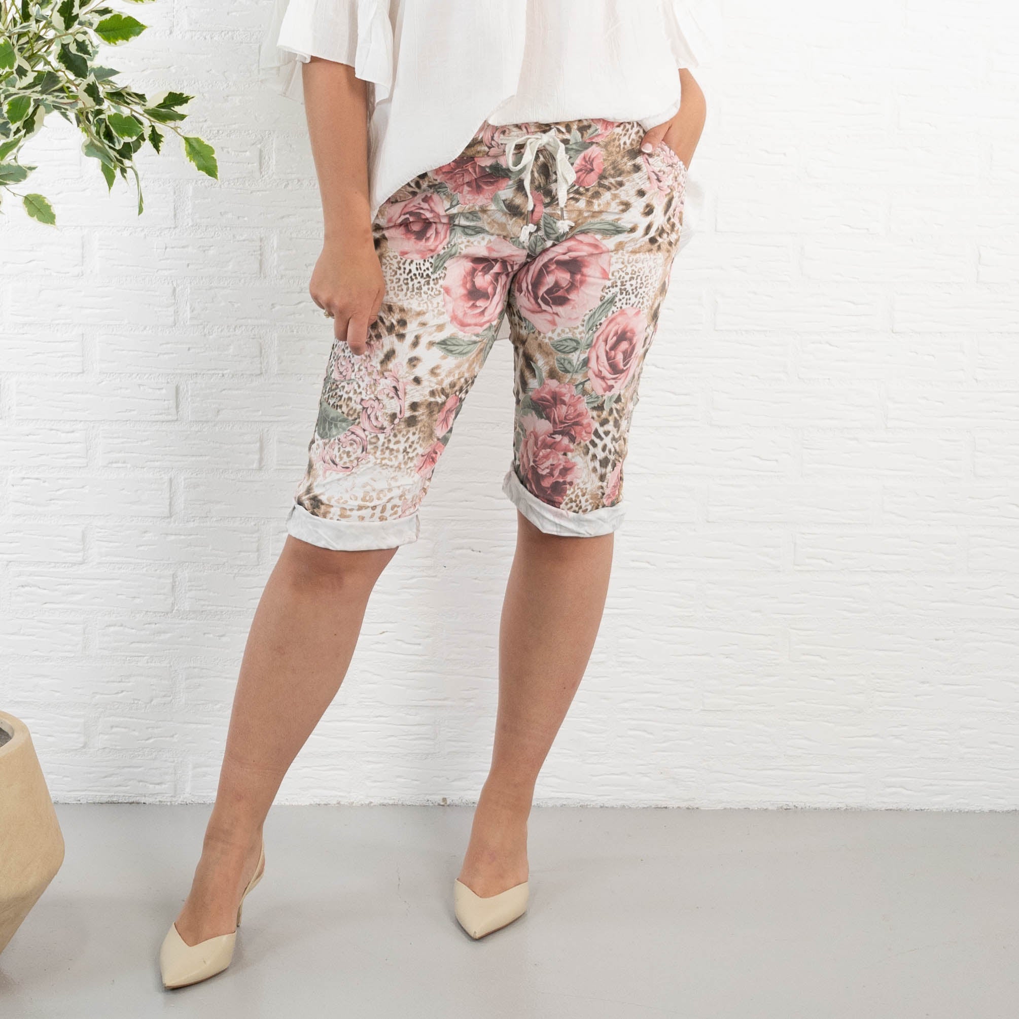 Savoy shorts, Rosa