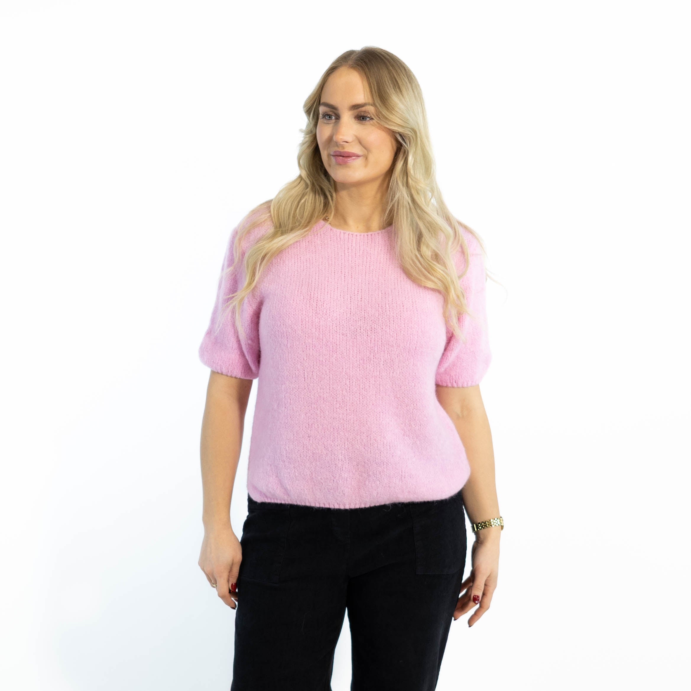 Aggy strik, Lyserød