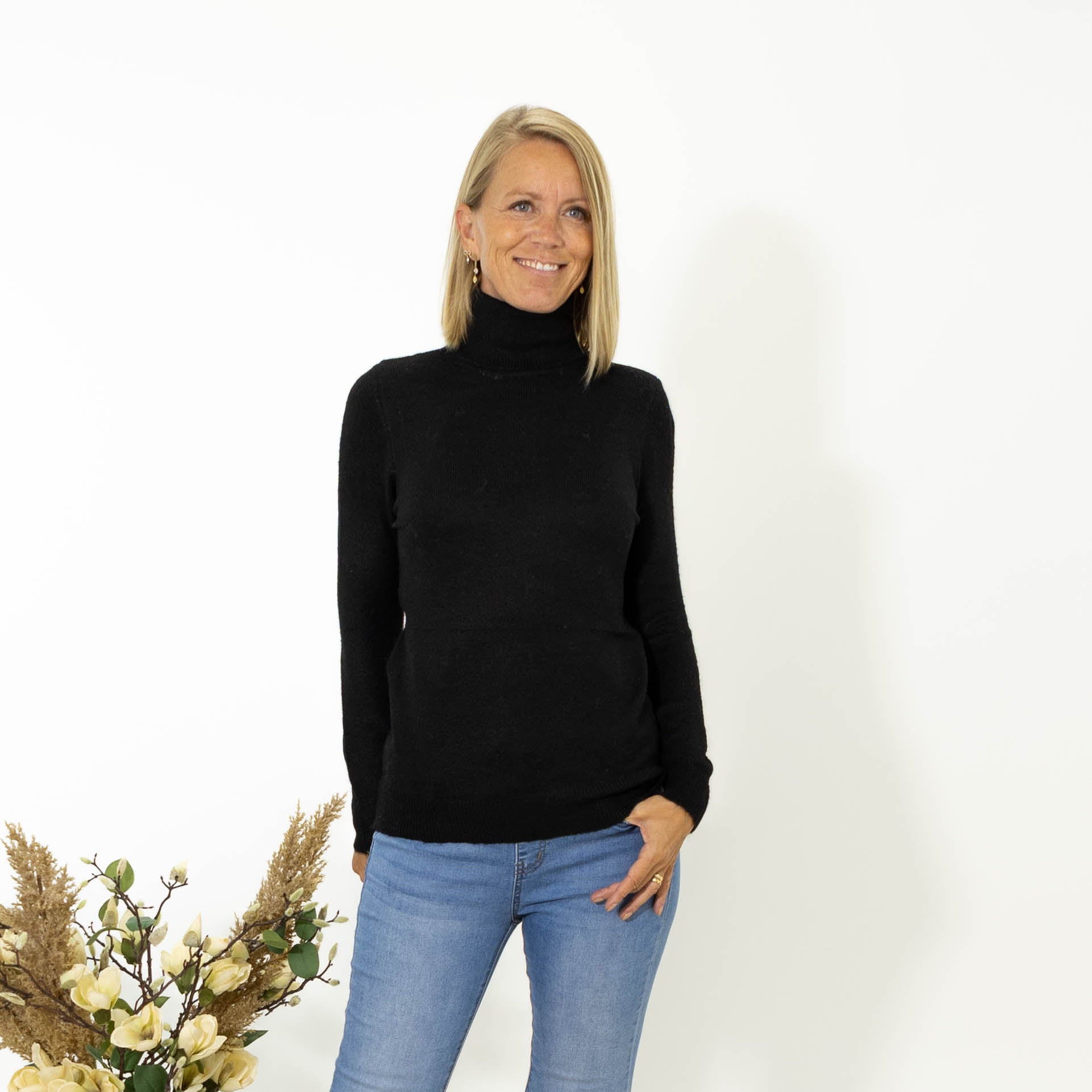Lina rullekrave strik, Sort