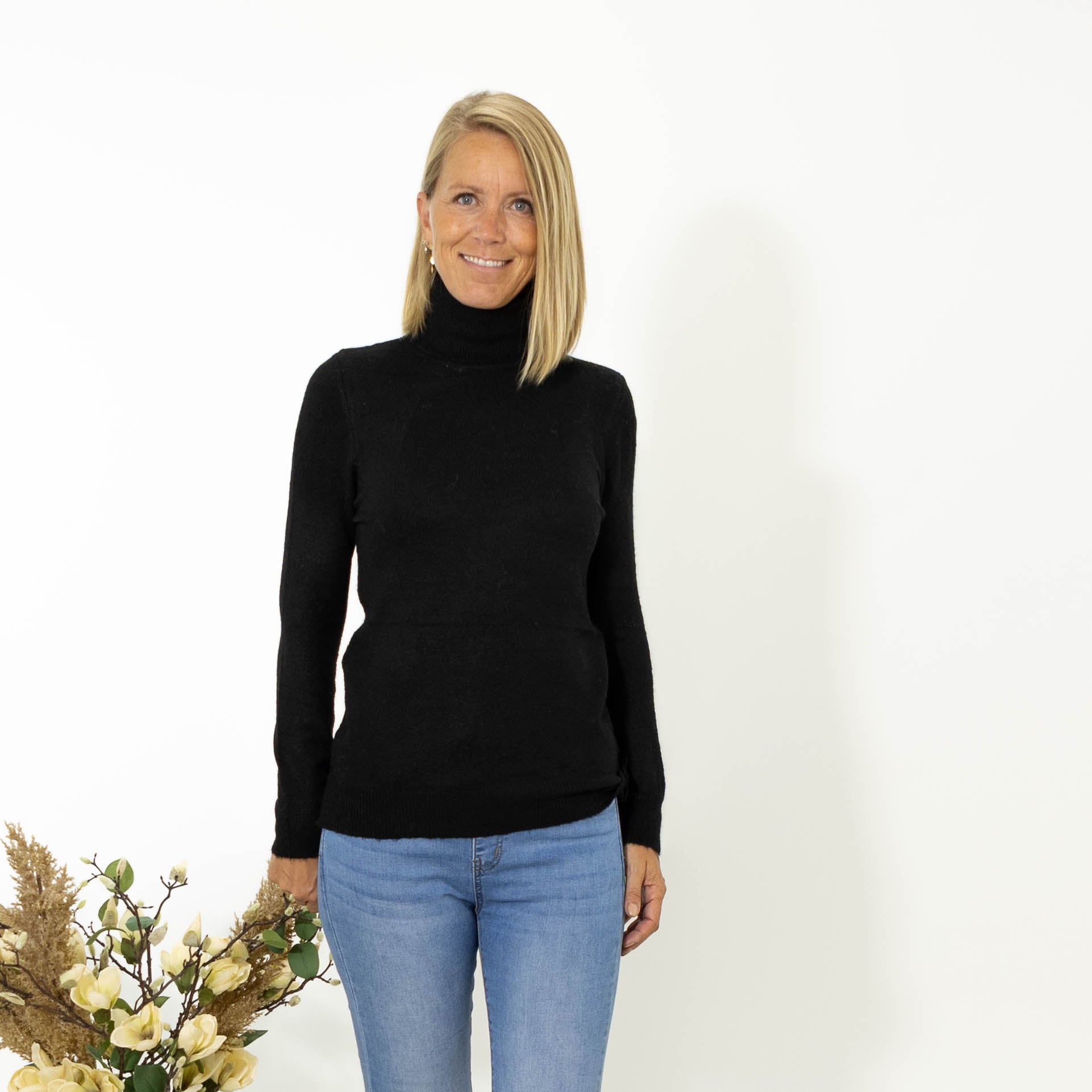 Lina rullekrave strik, Sort