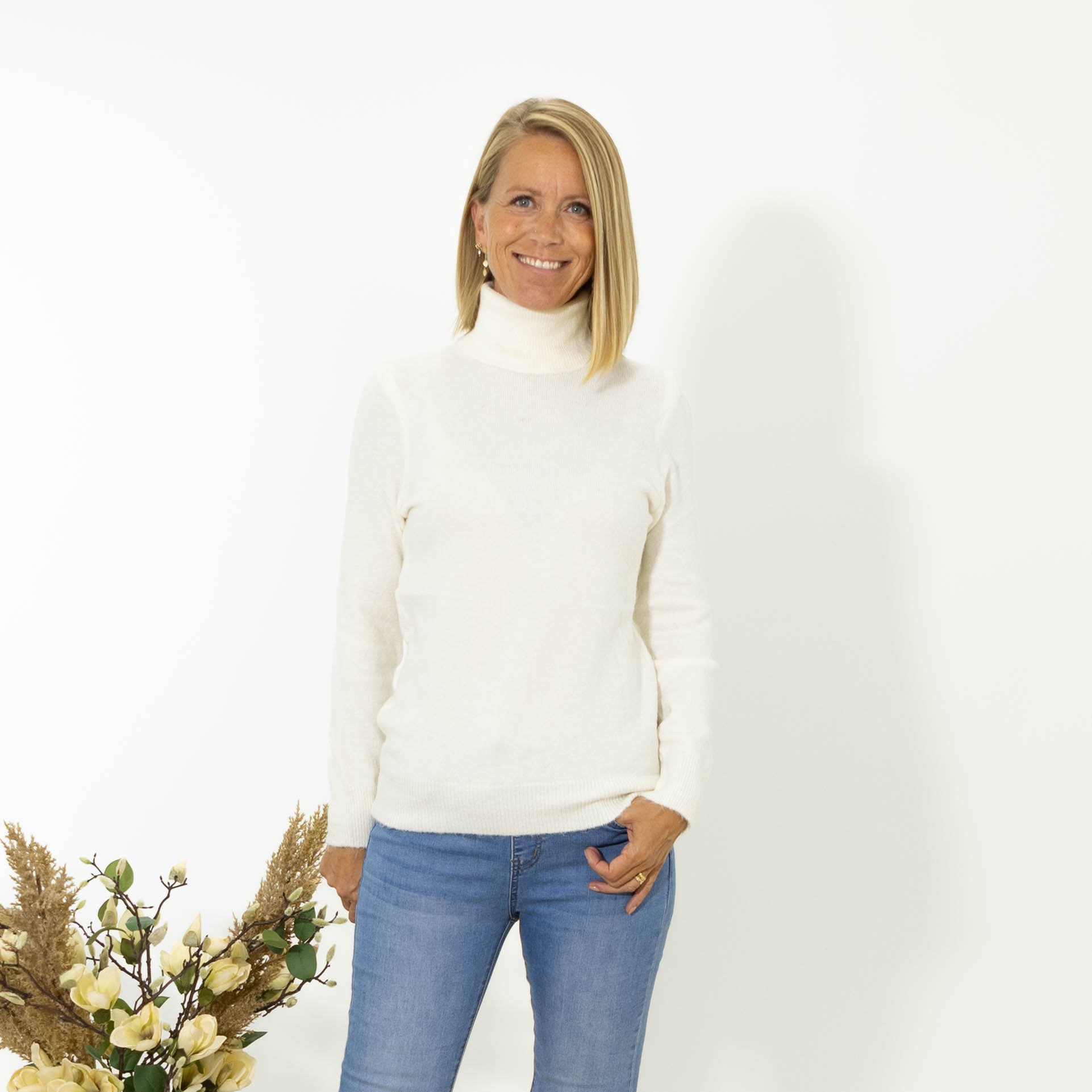 Lina rullekrave strik, Hvid