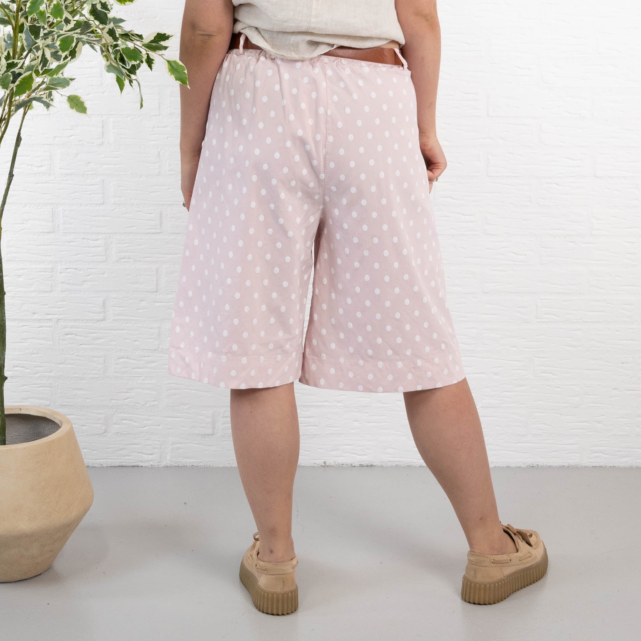 Pearl shorts, Rosa
