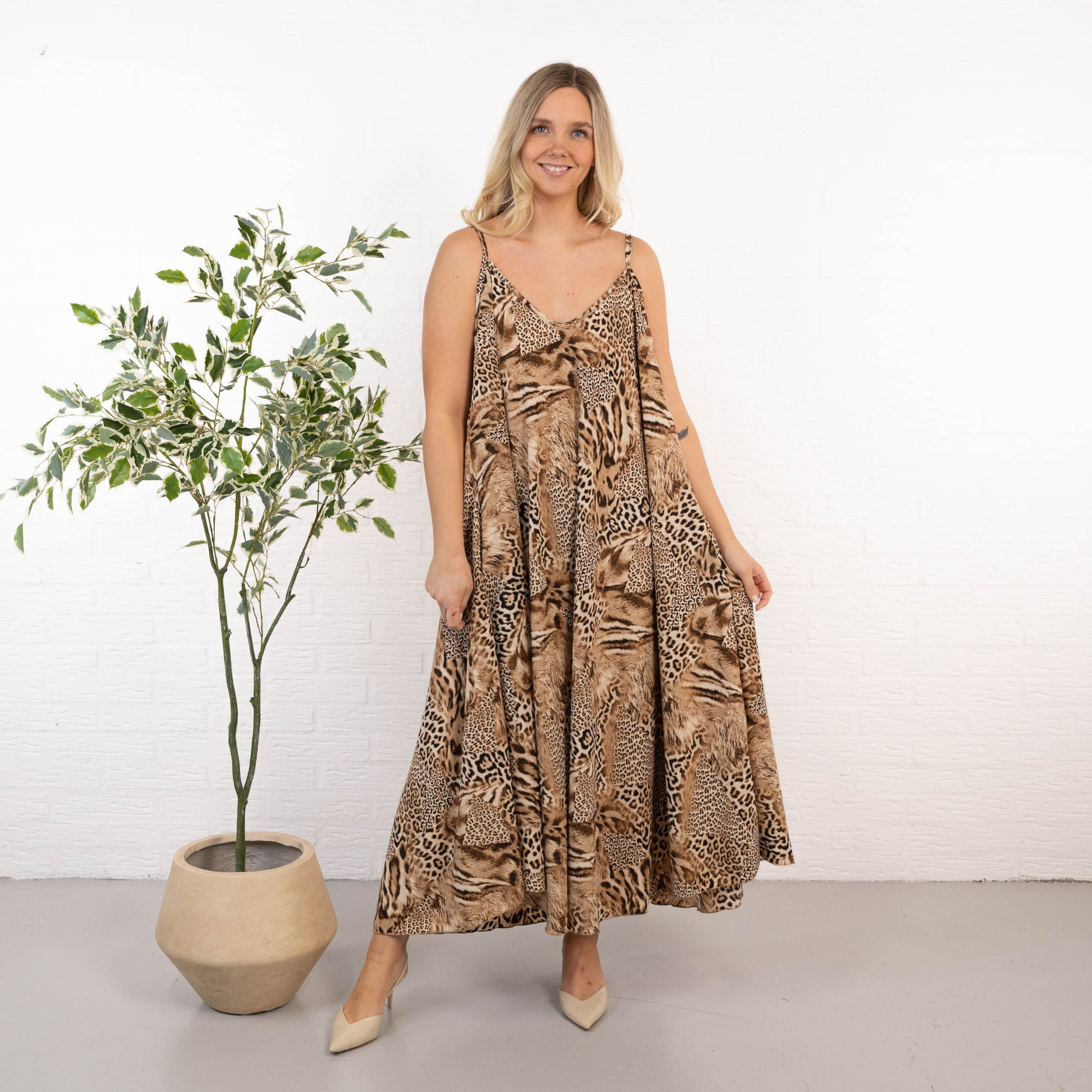 Maren kjole, Leopard