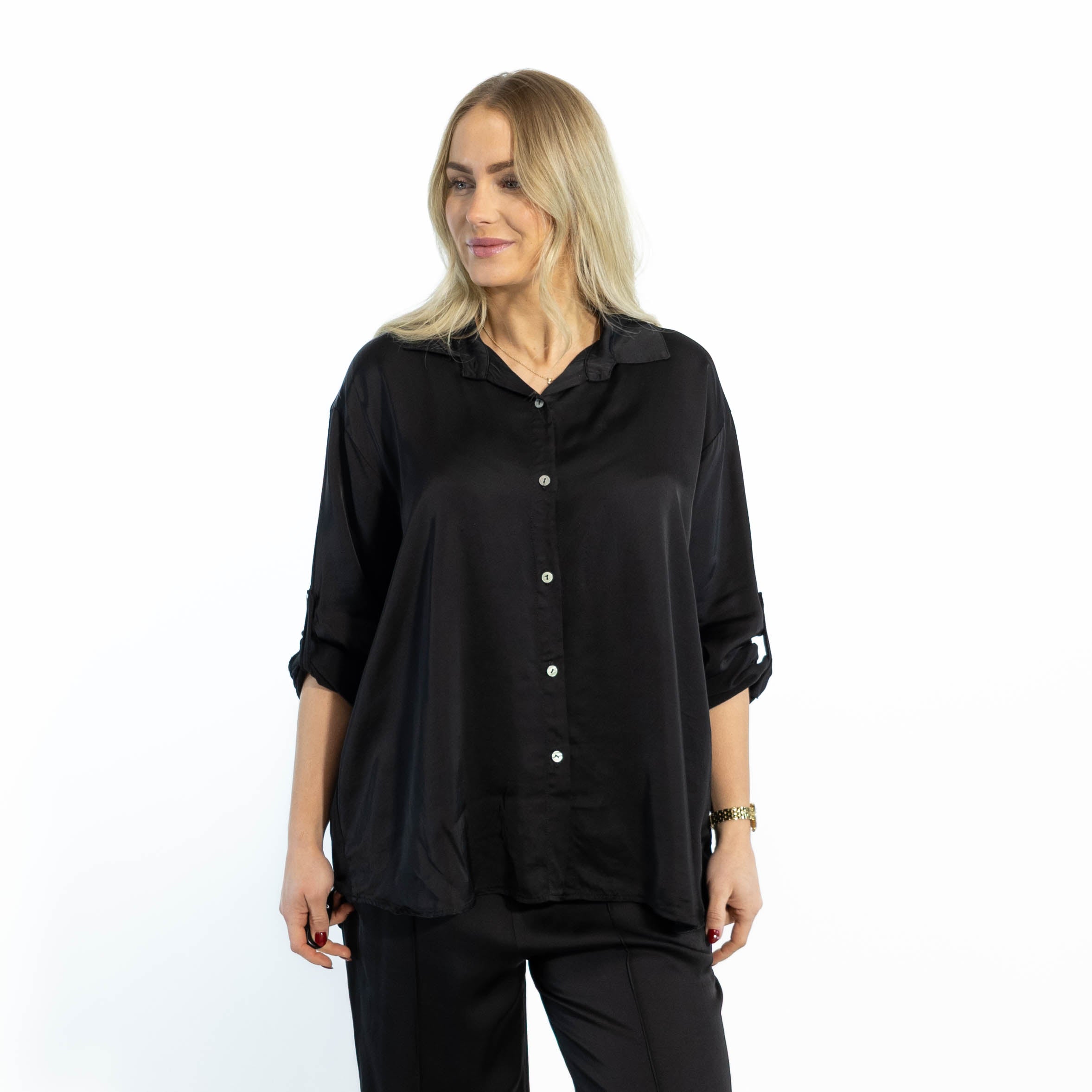 Mabel satin bluse, Sort