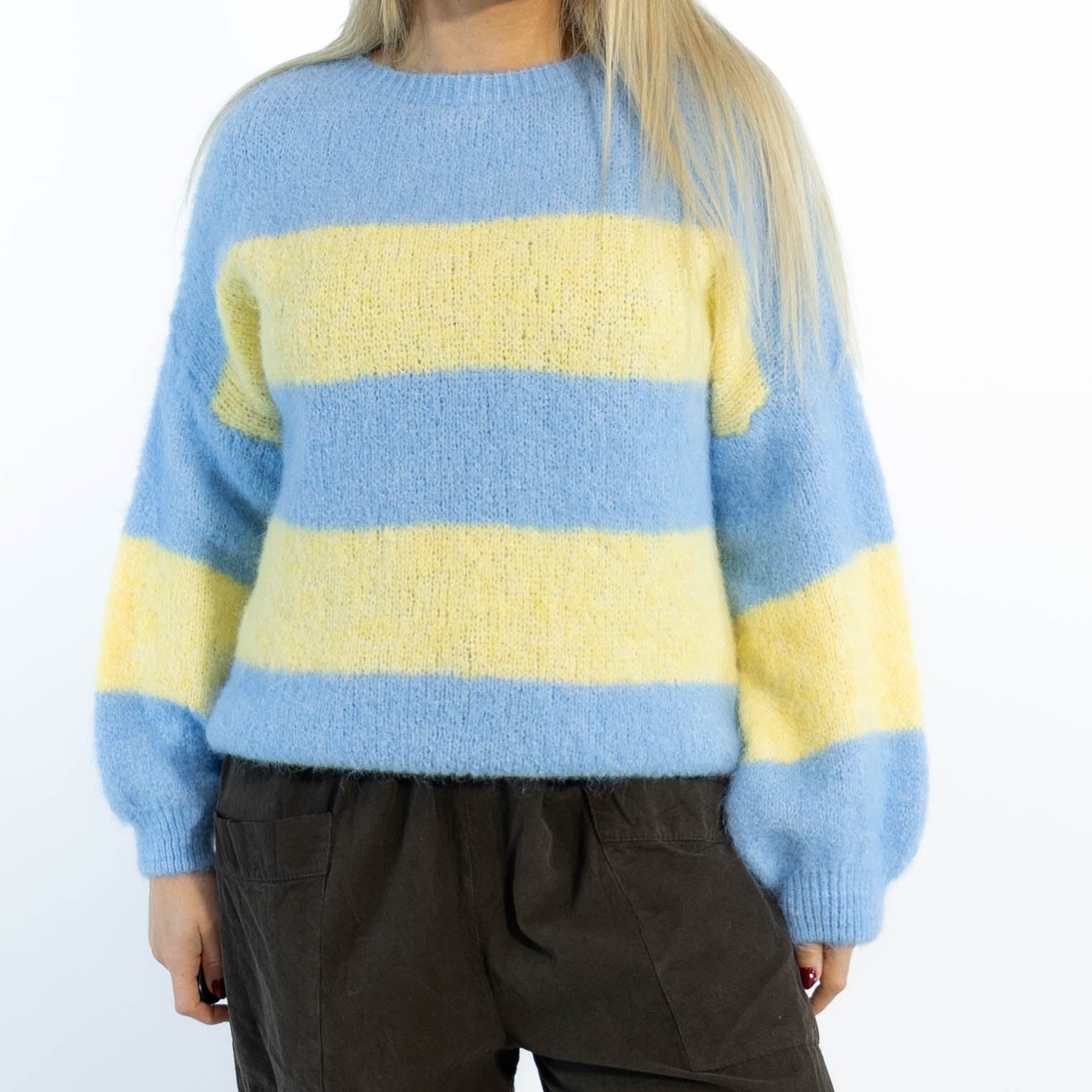 Margit strik, Lyseblå