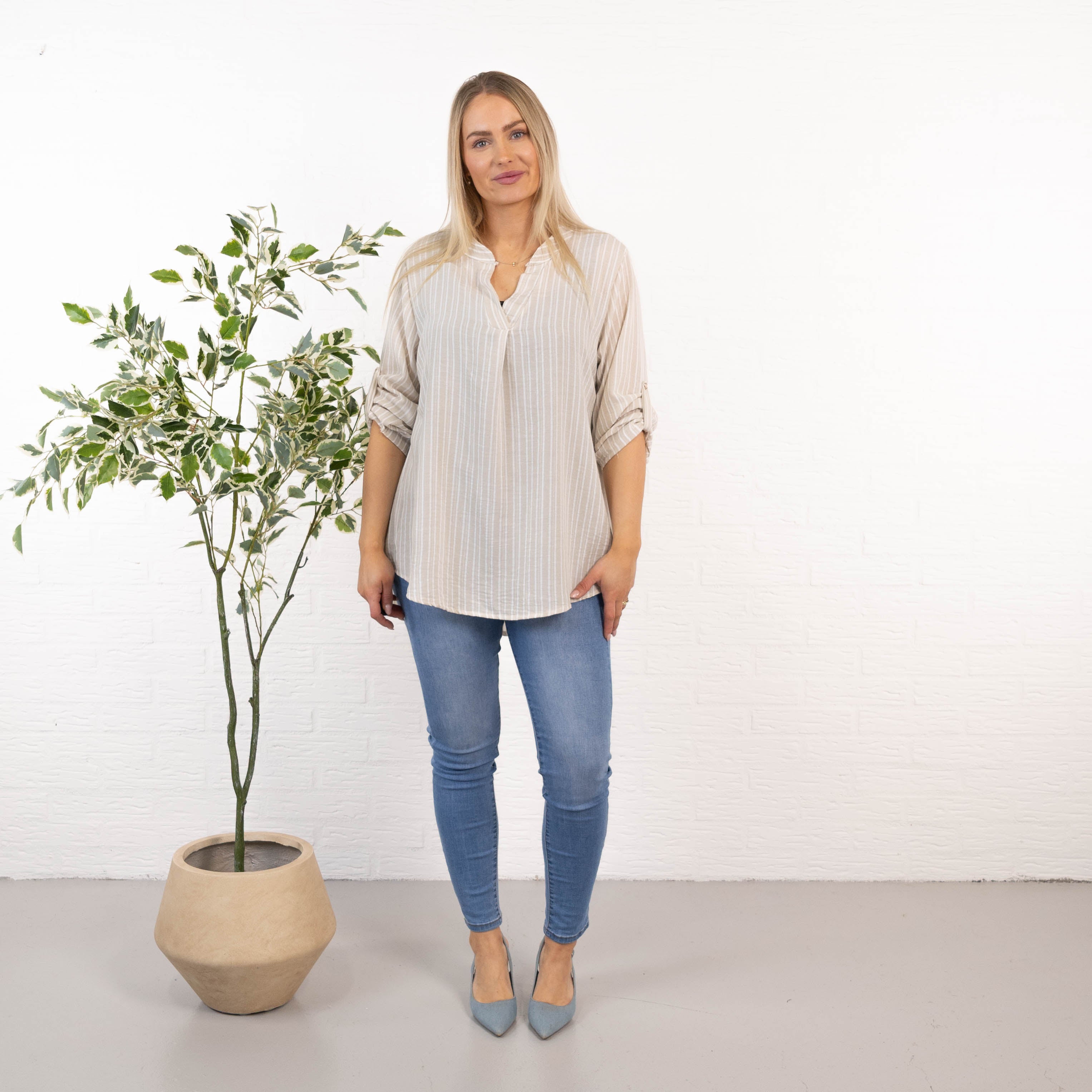 Viola overdel, Beige