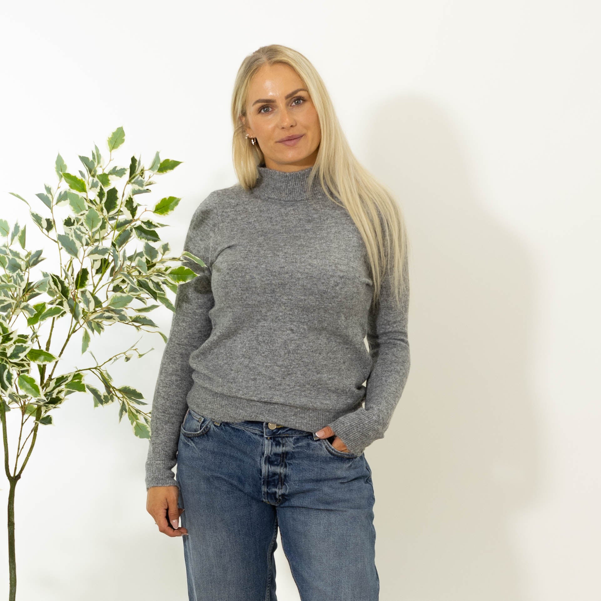 Zascha turtleneck strik, Lysegrå