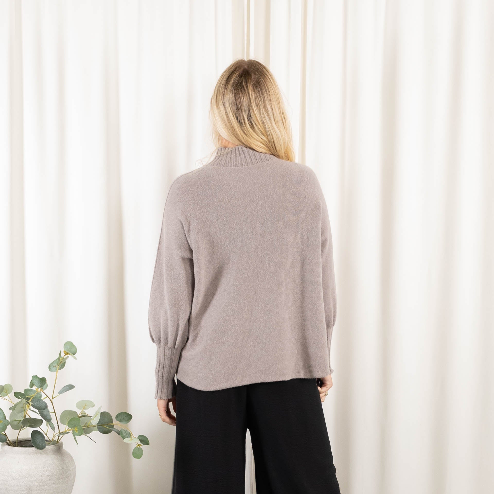 Natalia strik. Taupe