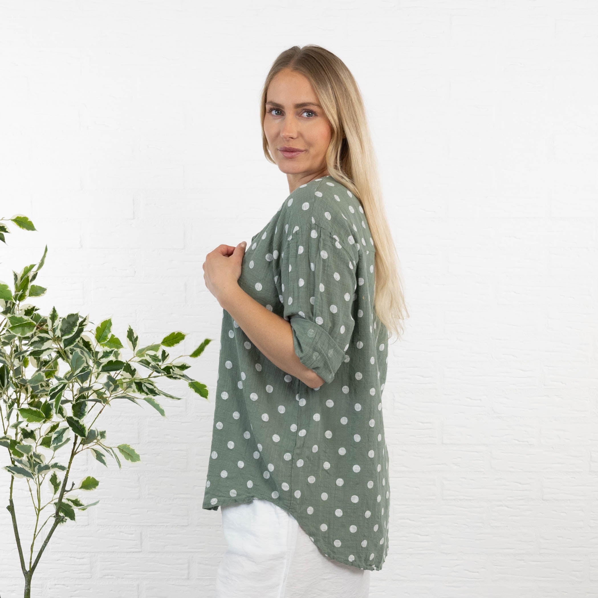 Tempt overdel, Khaki