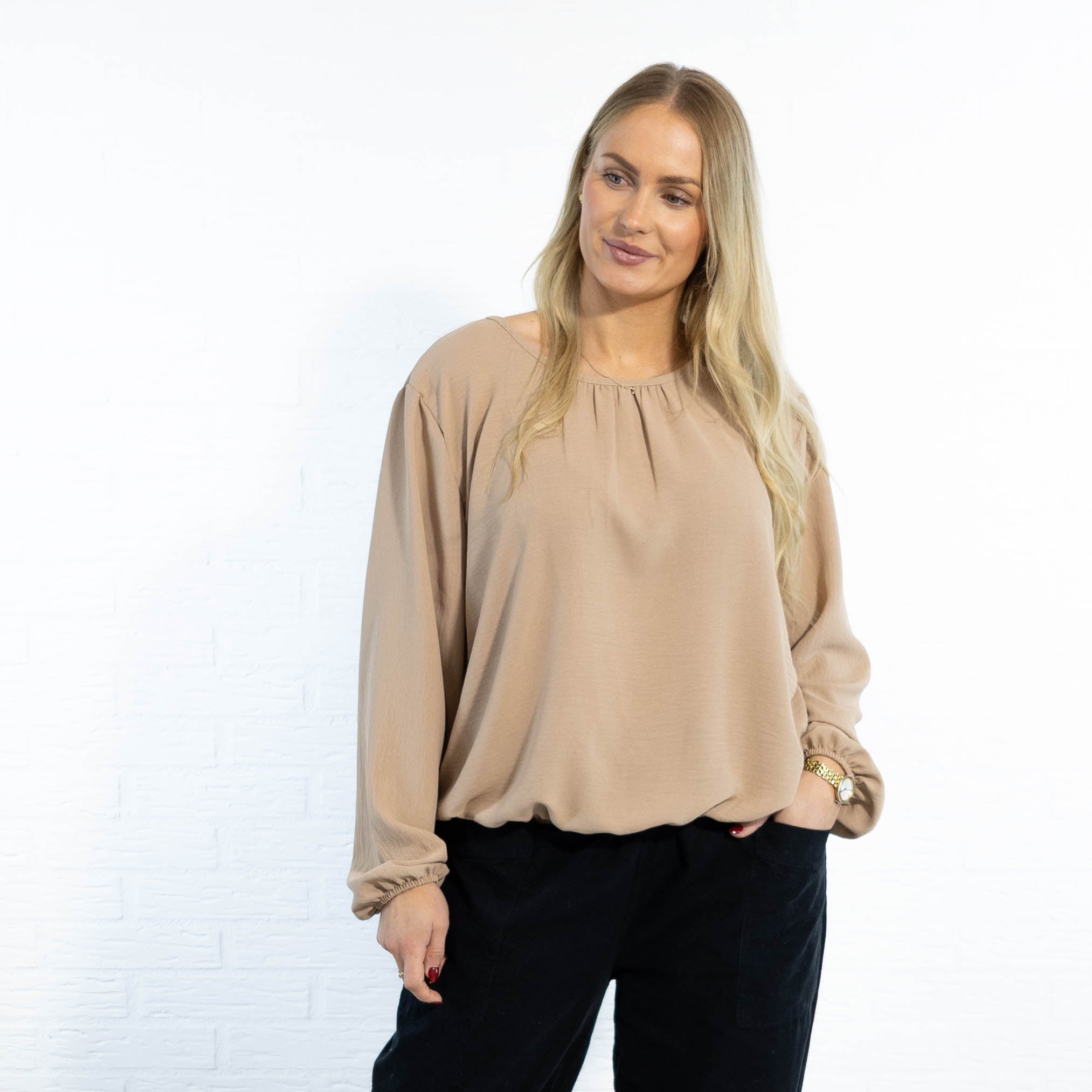 Mattie overdel, Taupe