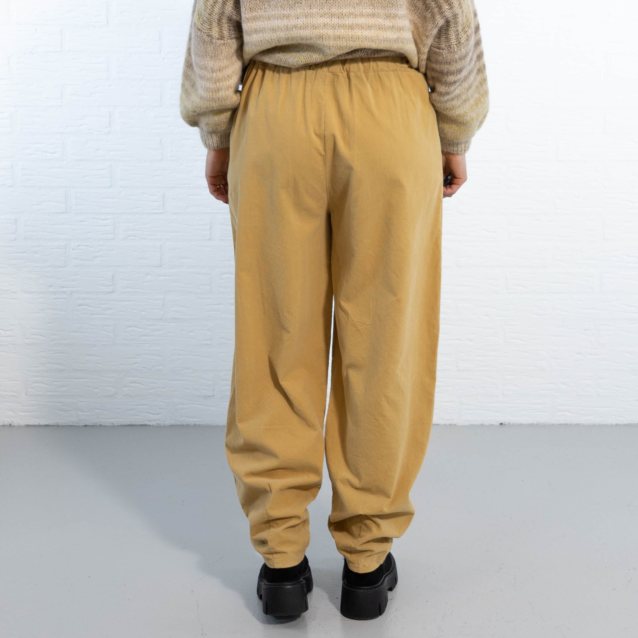 Brenda baggy bukser, Sand