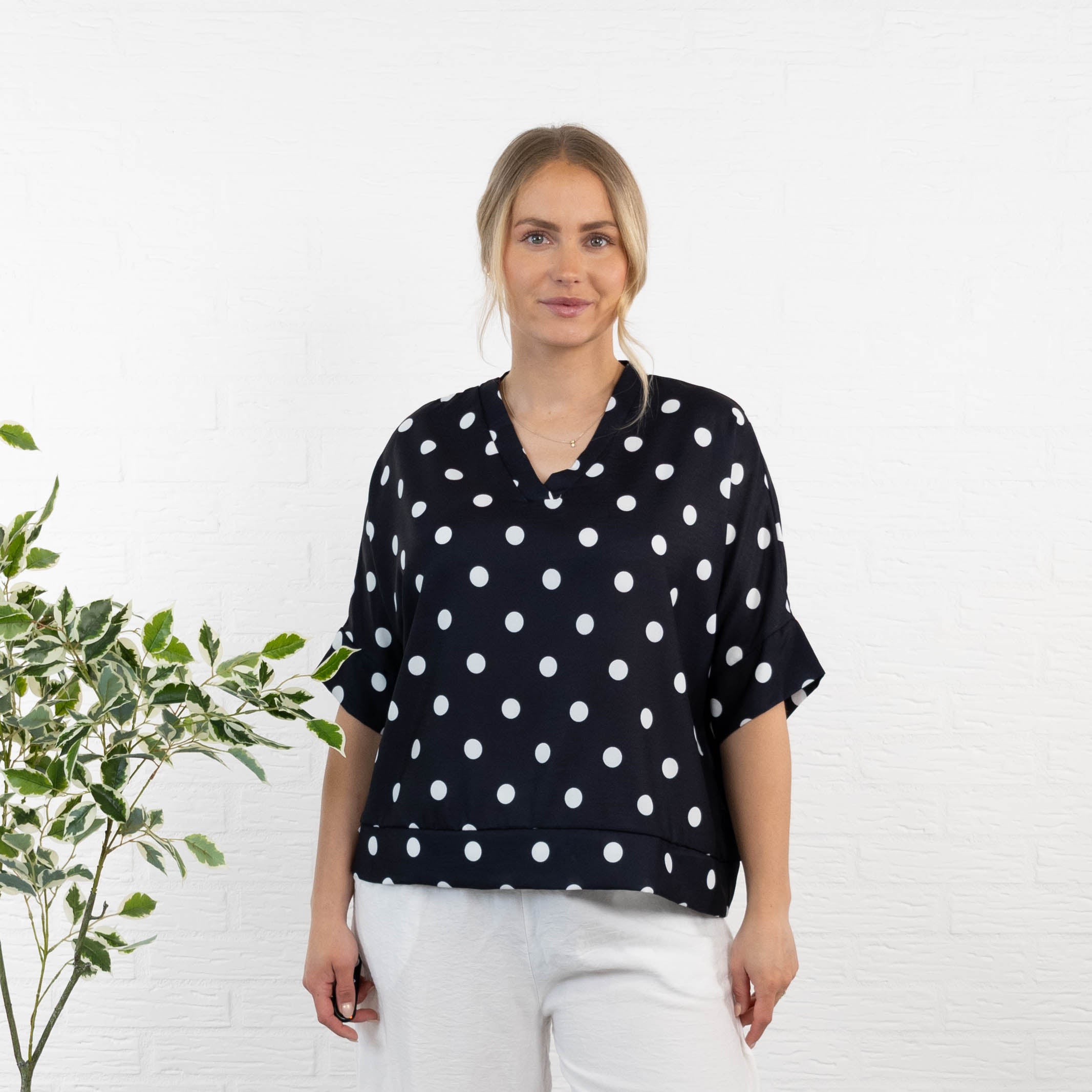 Sheila overdel, Sort
