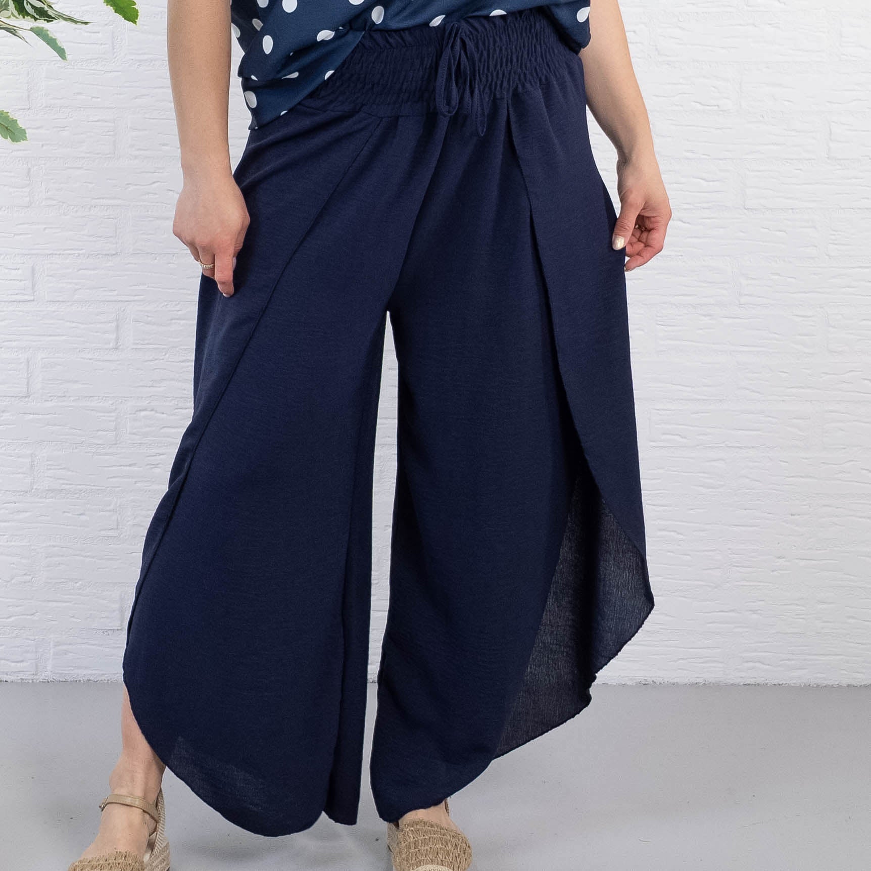 Jade bukser, Navy