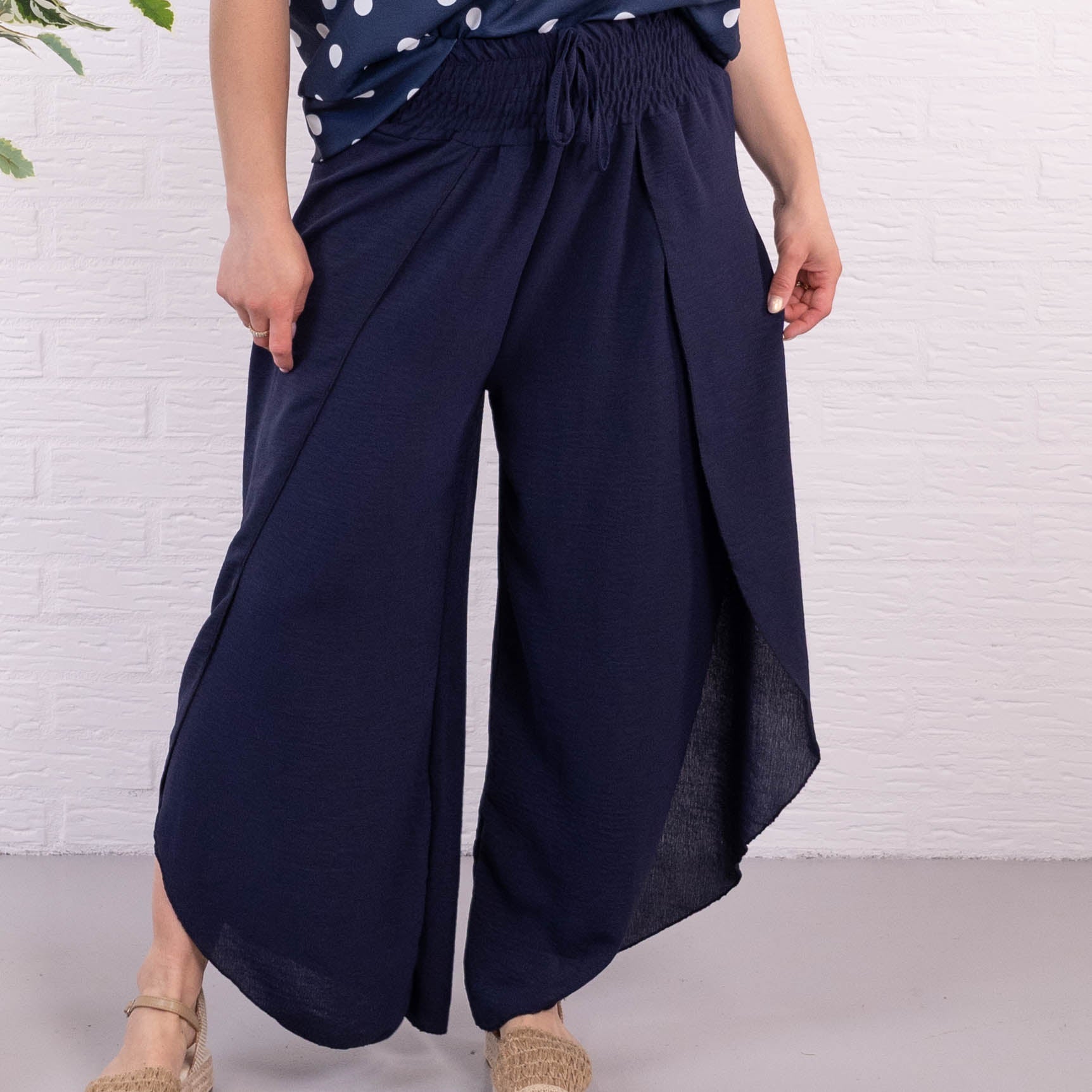 Jade bukser, Navy