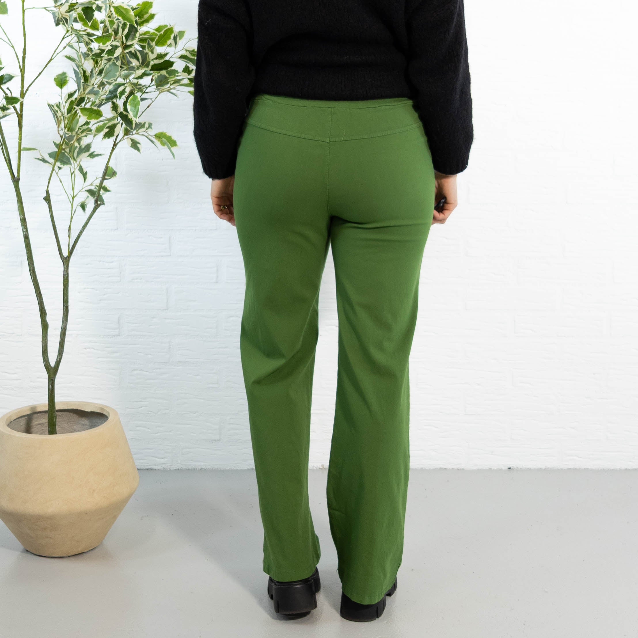 Misty bukser, Oliven