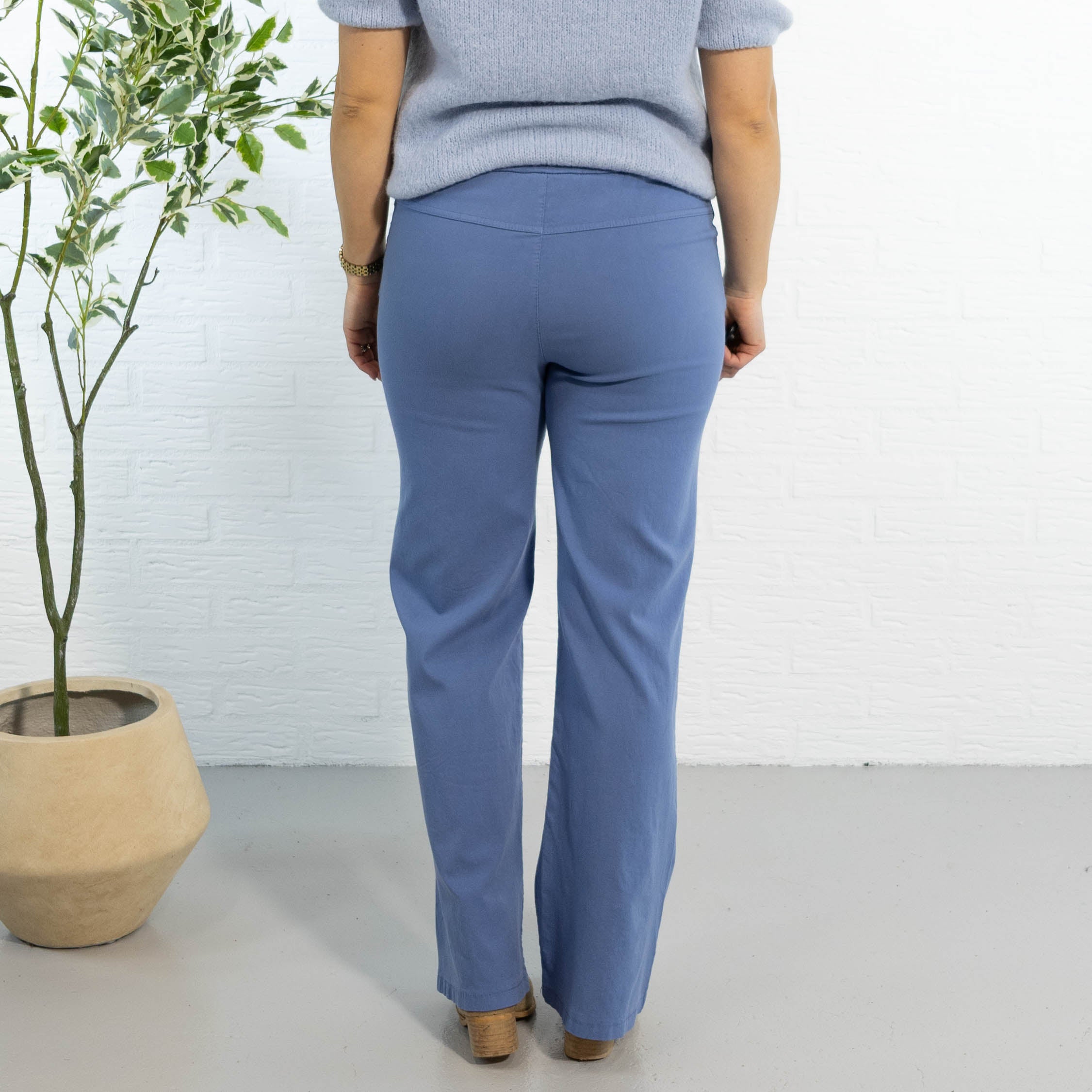 Misty bukser, Dueblå