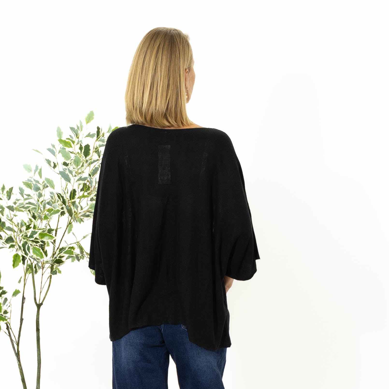 Lilli batwing strik, Sort