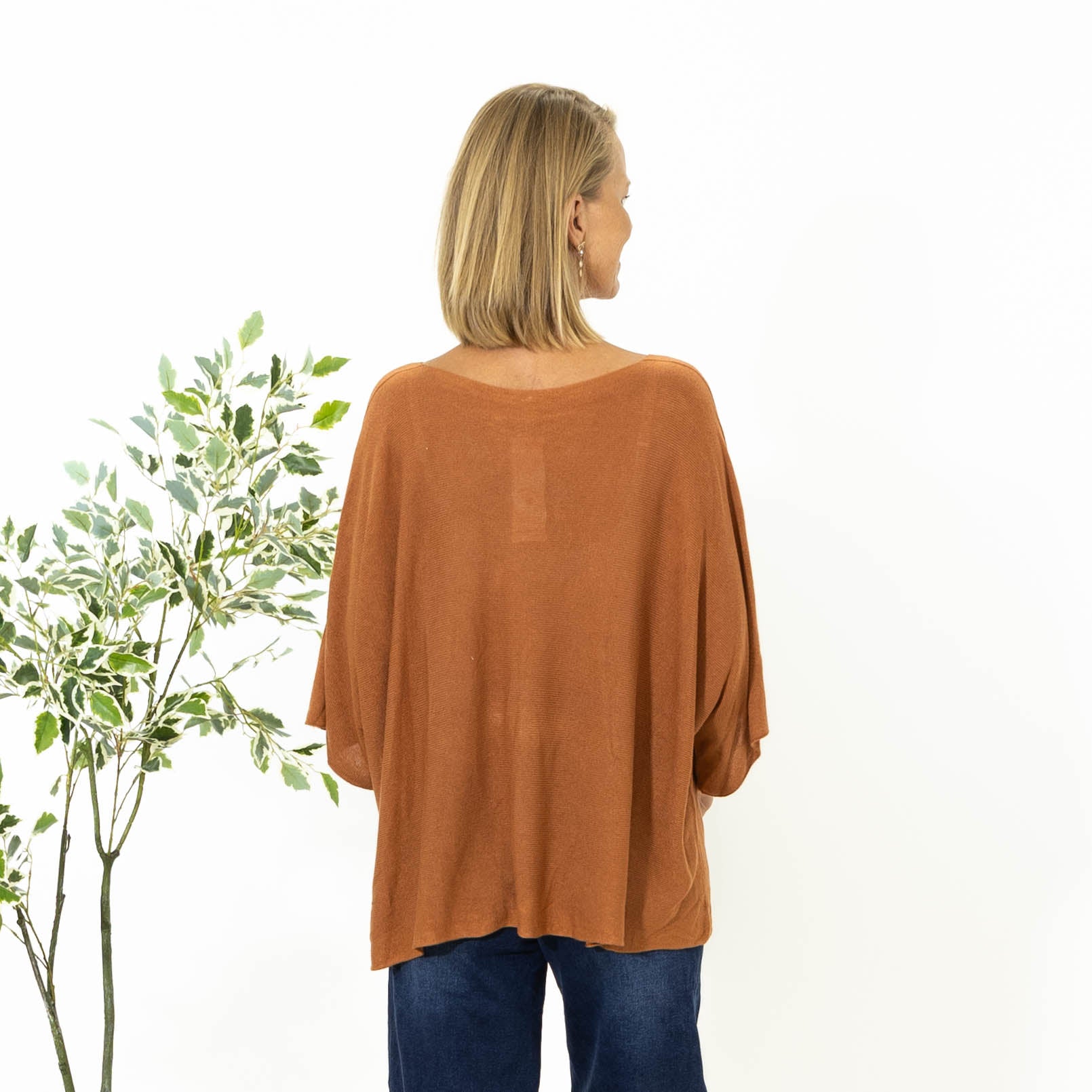 Lilli batwing strik, Rust