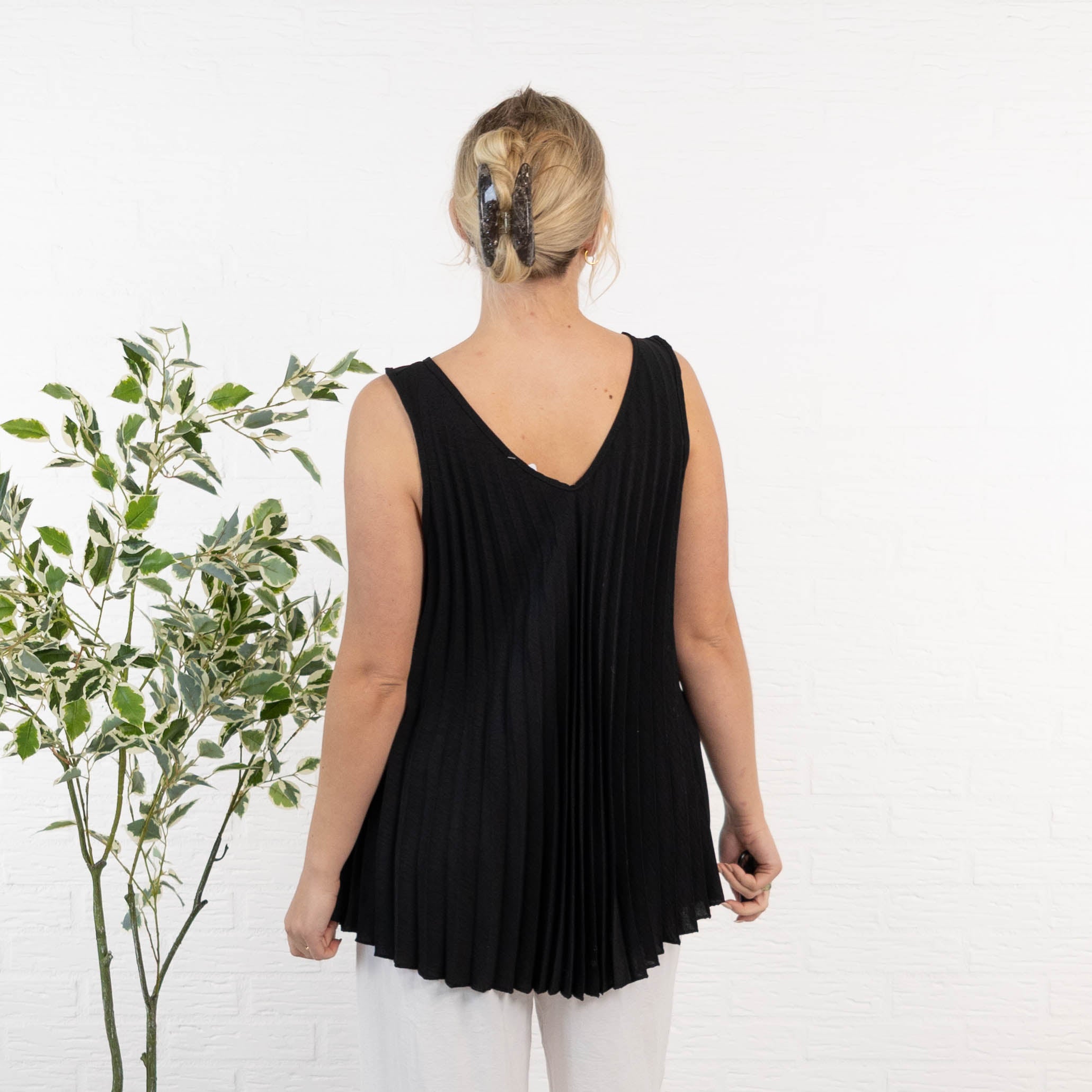 Gemma top, Sort
