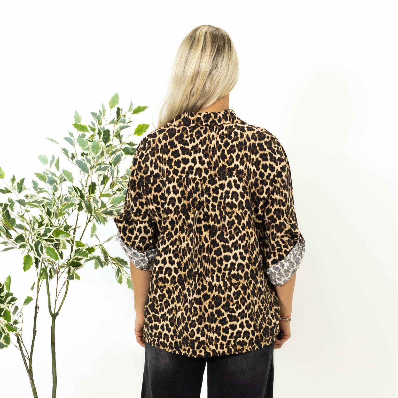 Olga skjorte, Leopard